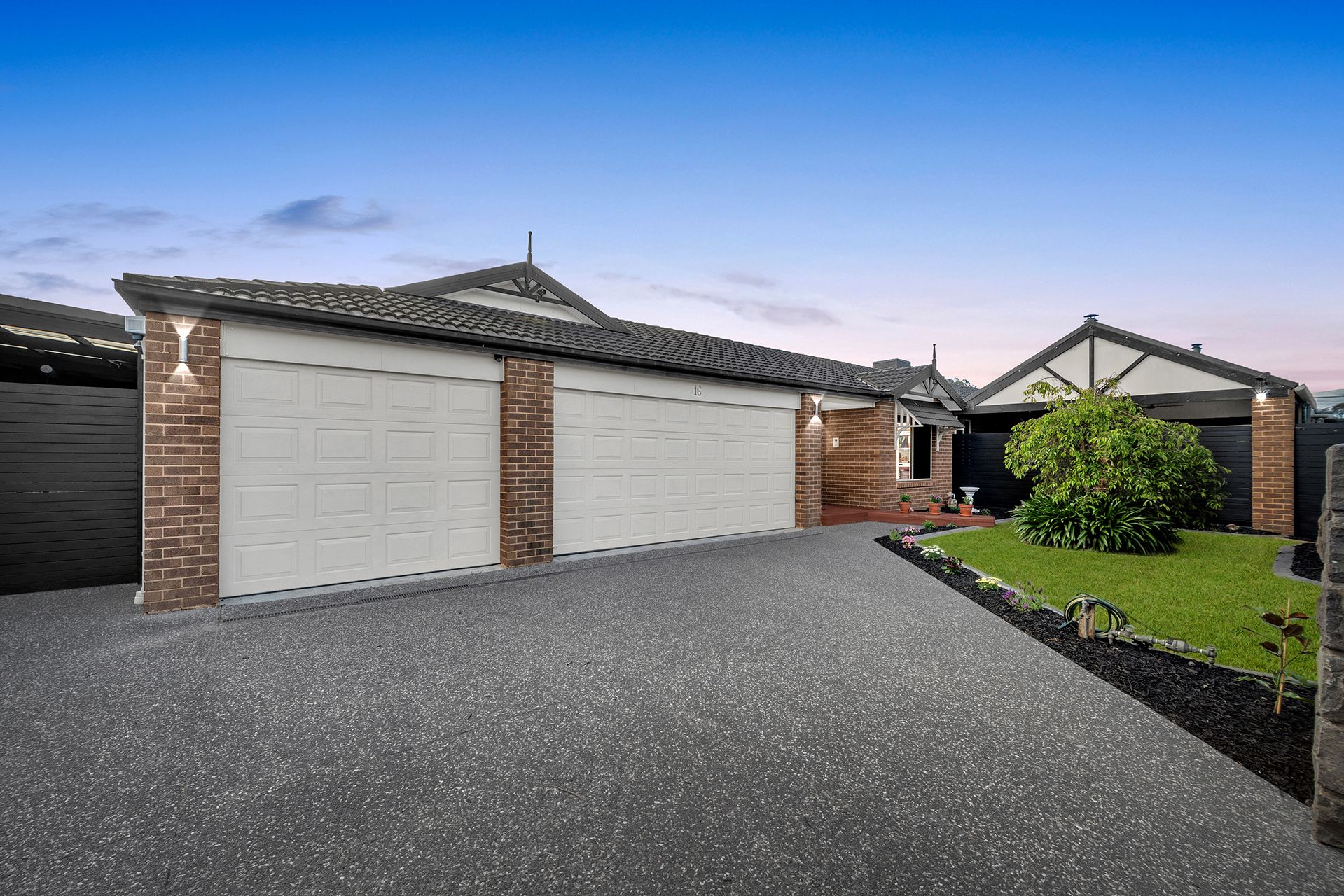 16 Forest Oak Court, Cranbourne, VIC 3977