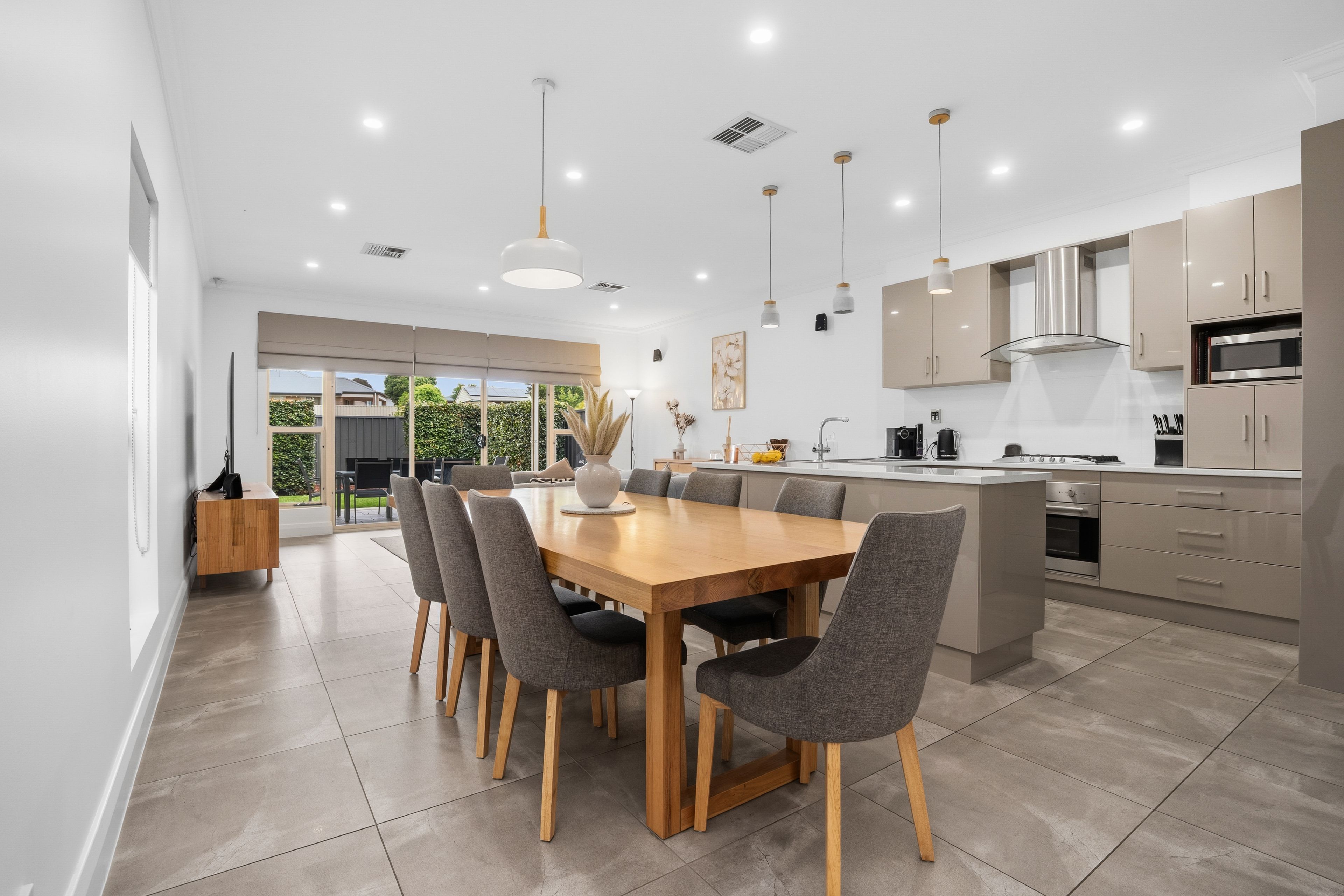 6A Willow Drive — photo 5 of 20