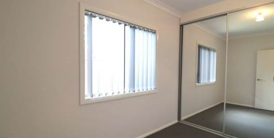 18a Alexandra Circuit, St Clair, NSW 2759