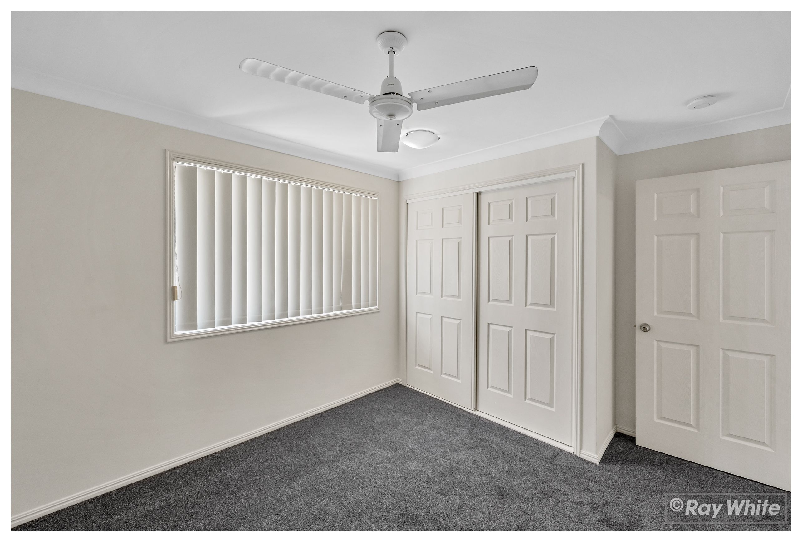 28 Donovan Crescent — photo 17 of 30
