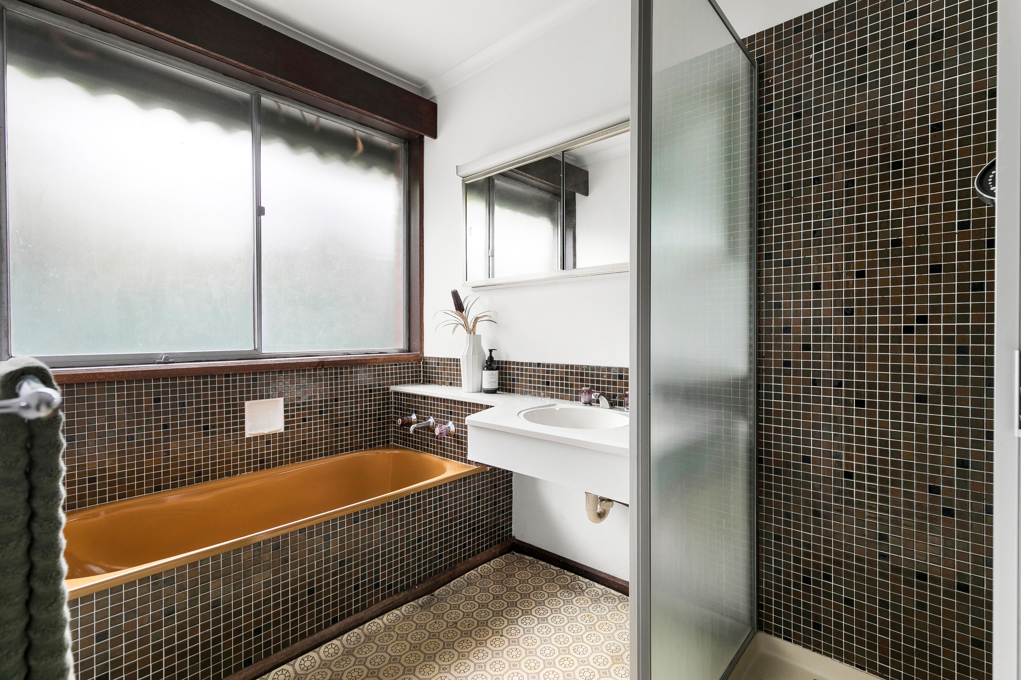 97 Loongana Avenue — photo 16 of 19