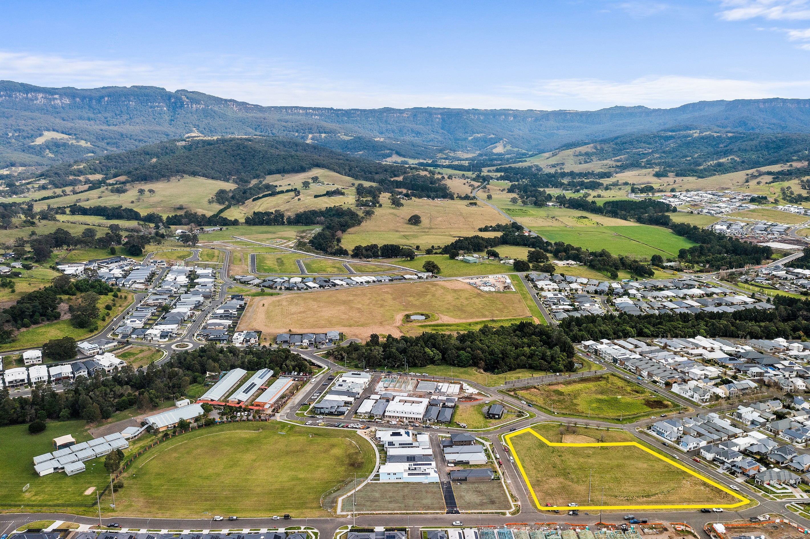 60 Balmoral Parade, Tullimbar, NSW 2527