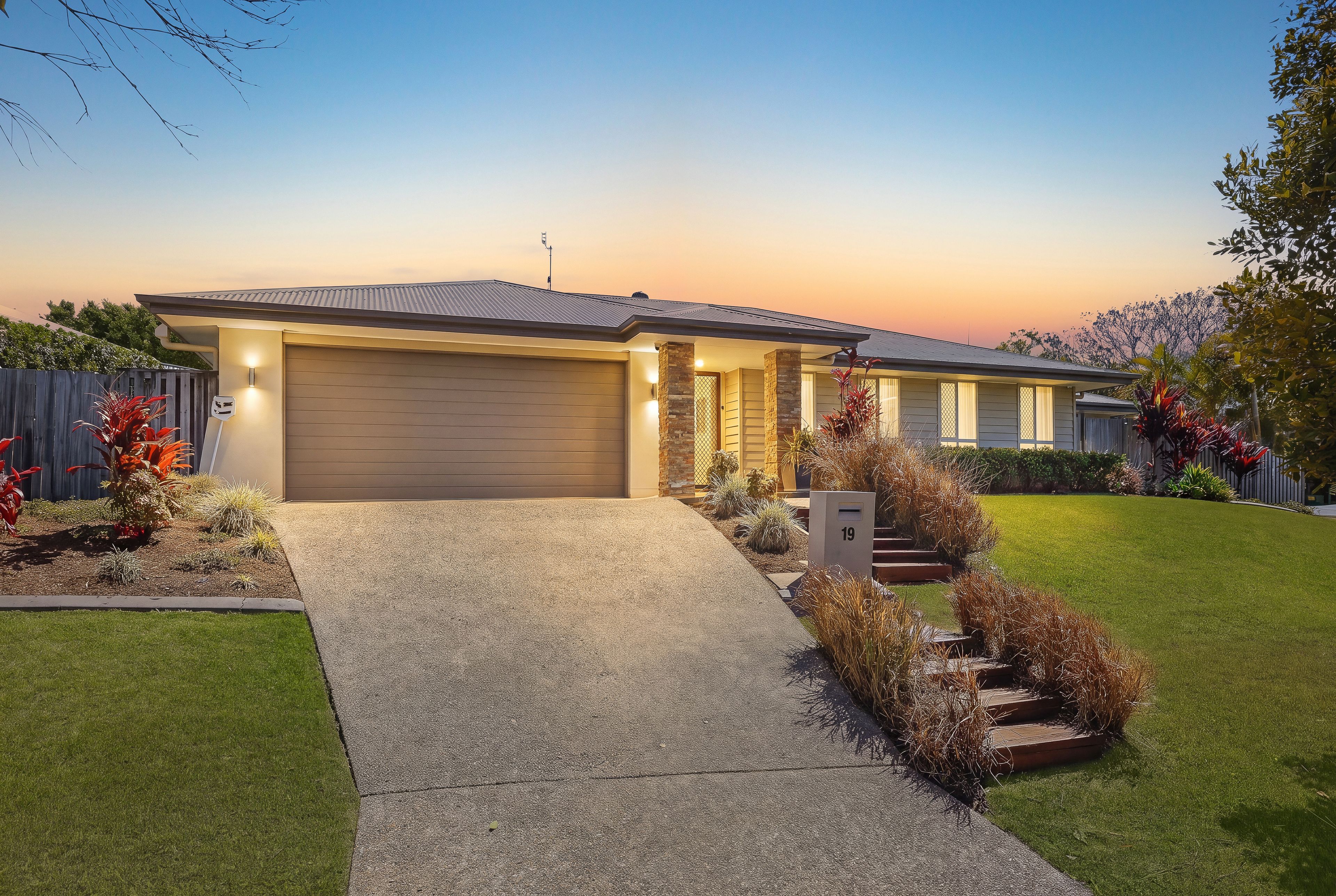 19 Daintree Drive, Coomera, QLD 4209
