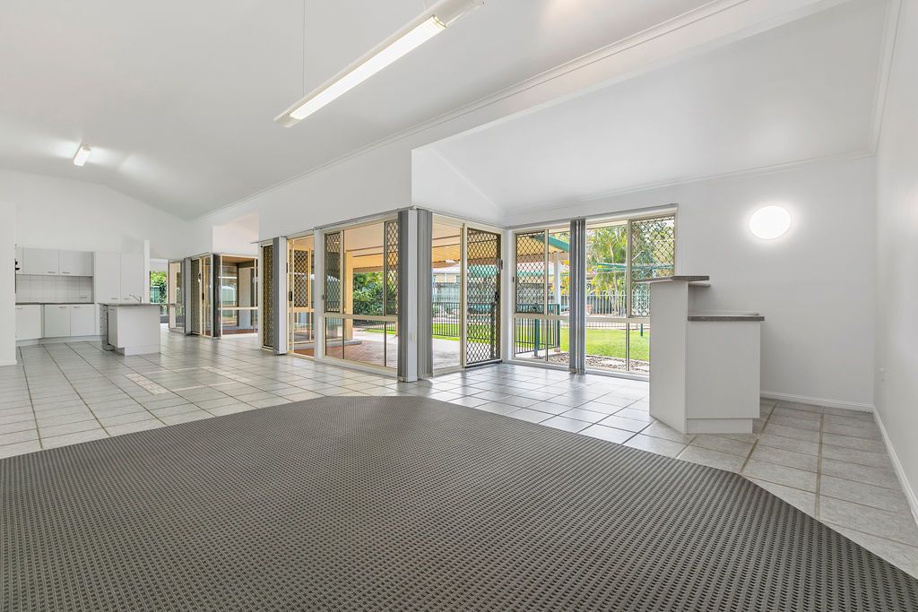 9 Chotai Place, Coopers Plains, QLD 4108