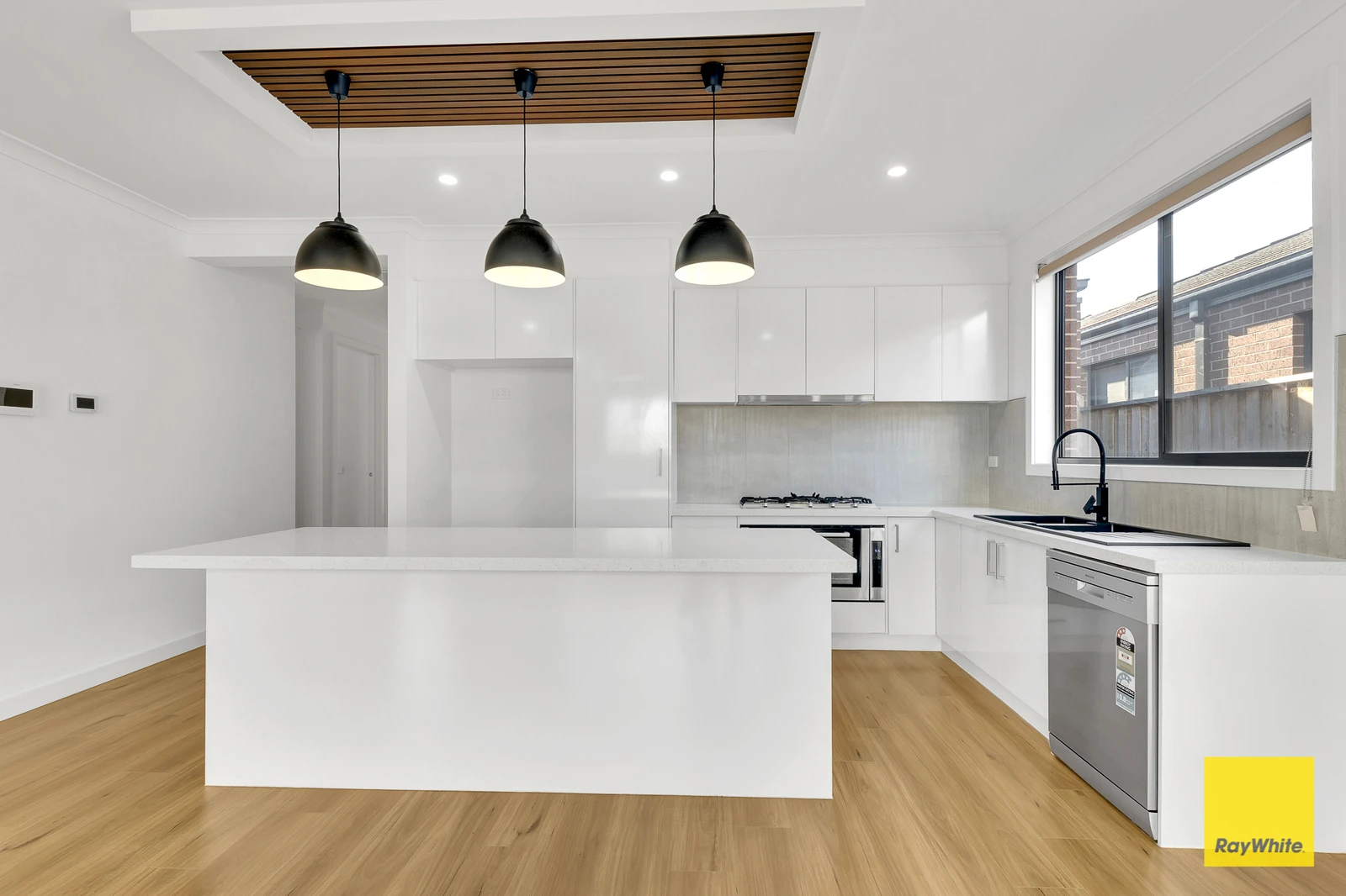 35 Homage Avenue, FRASER RISE, VIC 3336