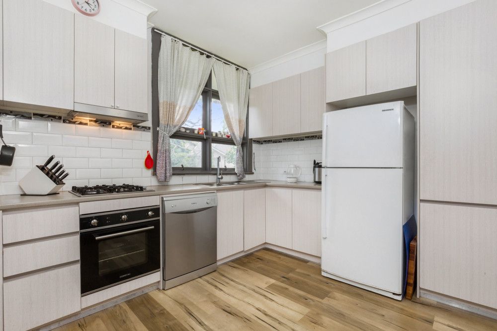 3 Selman Avenue, Ferntree Gully, VIC 3156