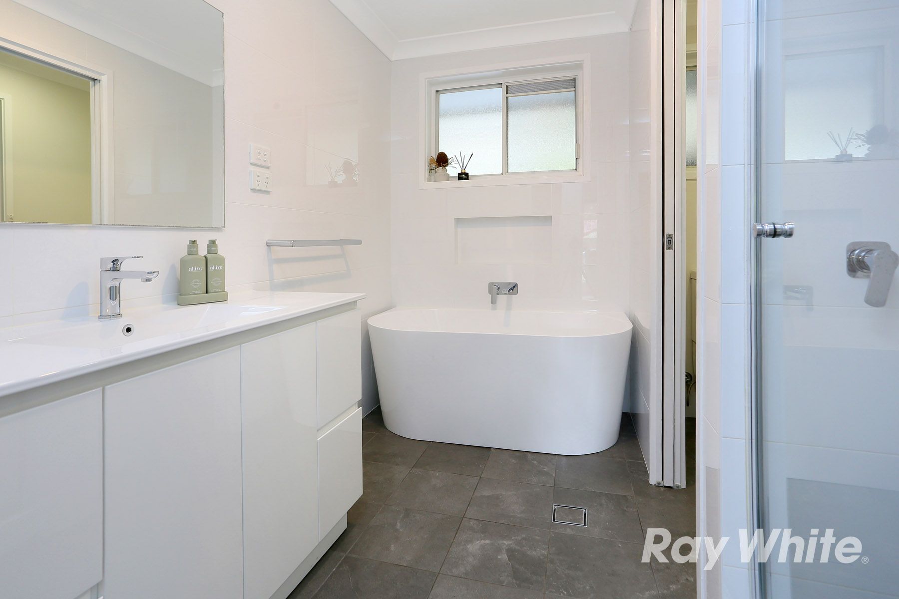 17 Summer Hill Place — photo 7 of 11