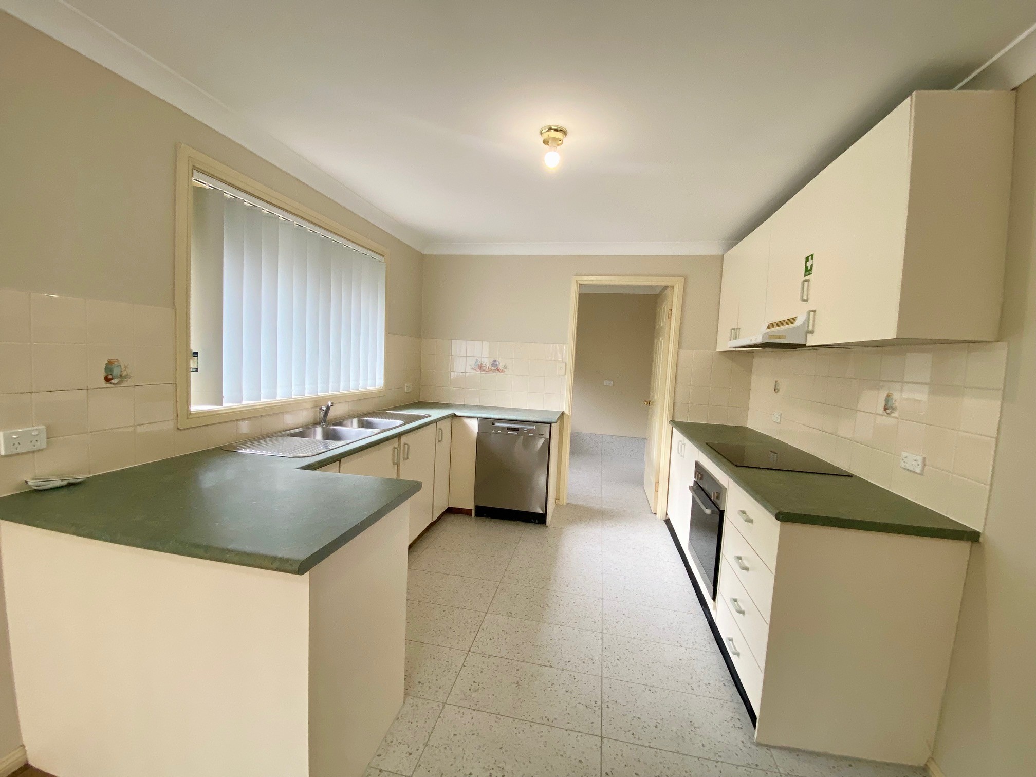 1/1 Eton Road, Cambridge Park, NSW 2747
