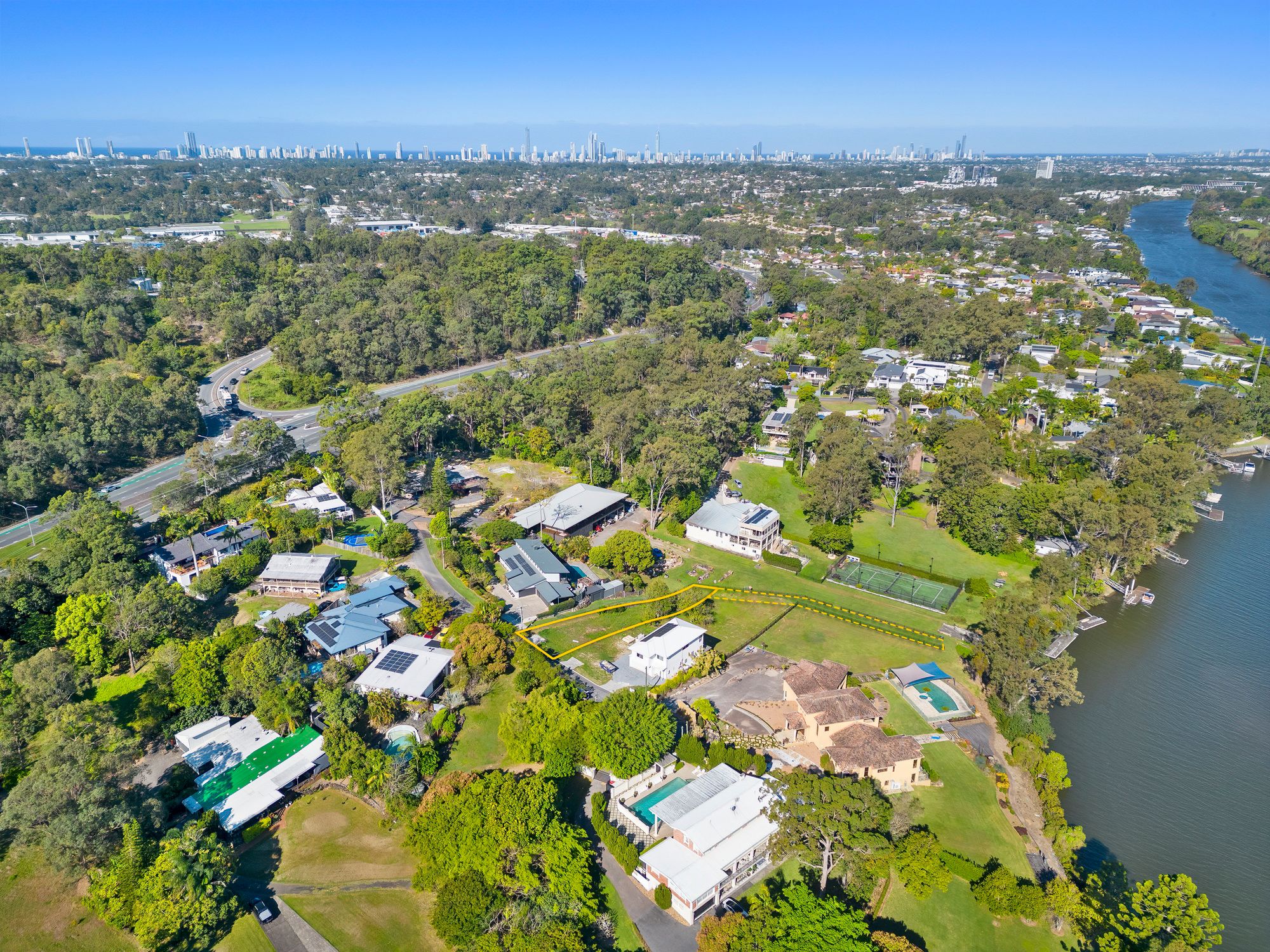 12 Burnside Court, Ashmore, QLD 4214