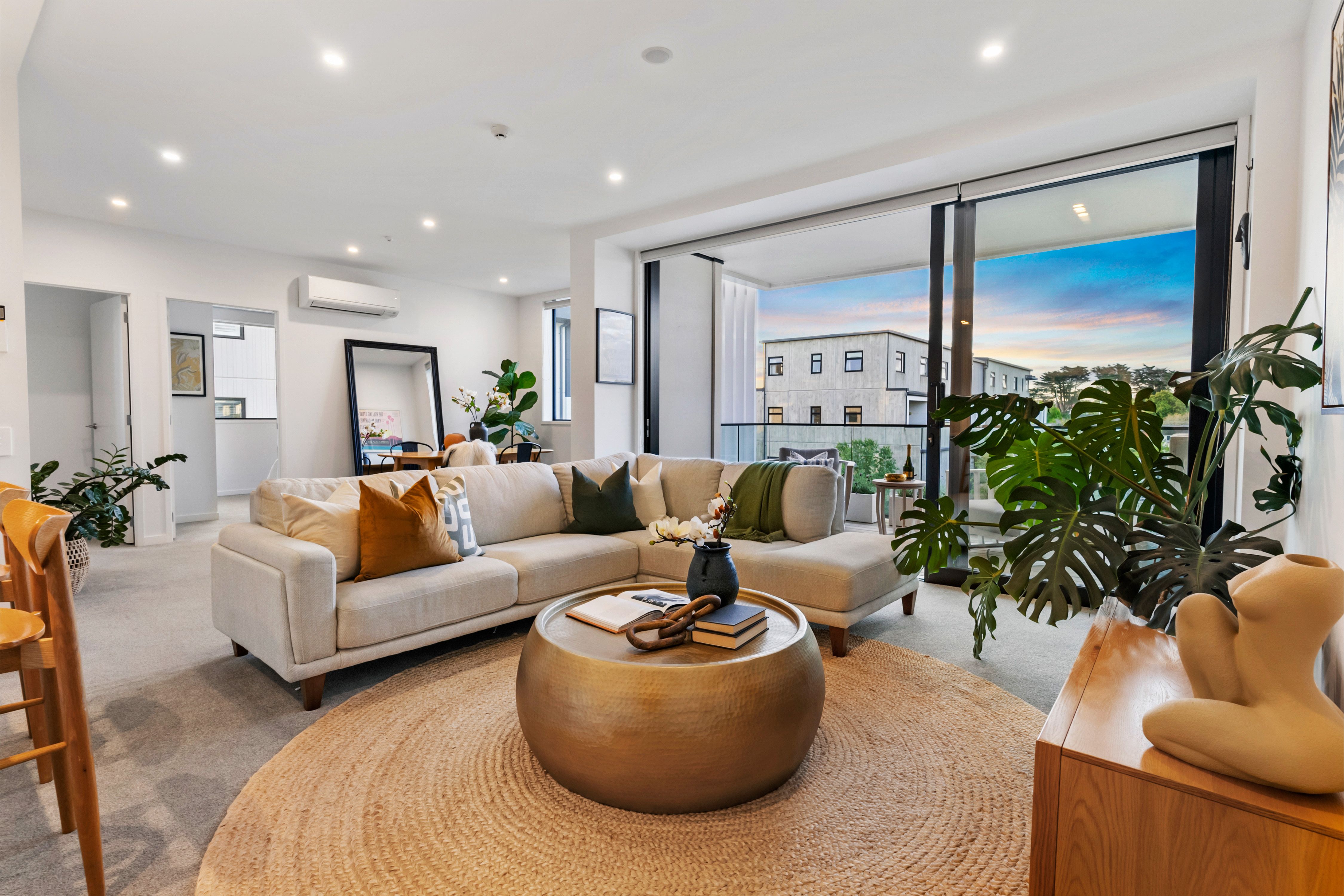 207/8A Lake Pupuke Drive, Takapuna, North Shore City