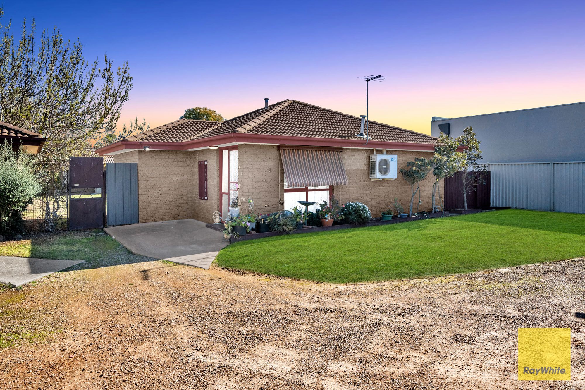 3/225-227 Station Road, Melton, VIC 3337