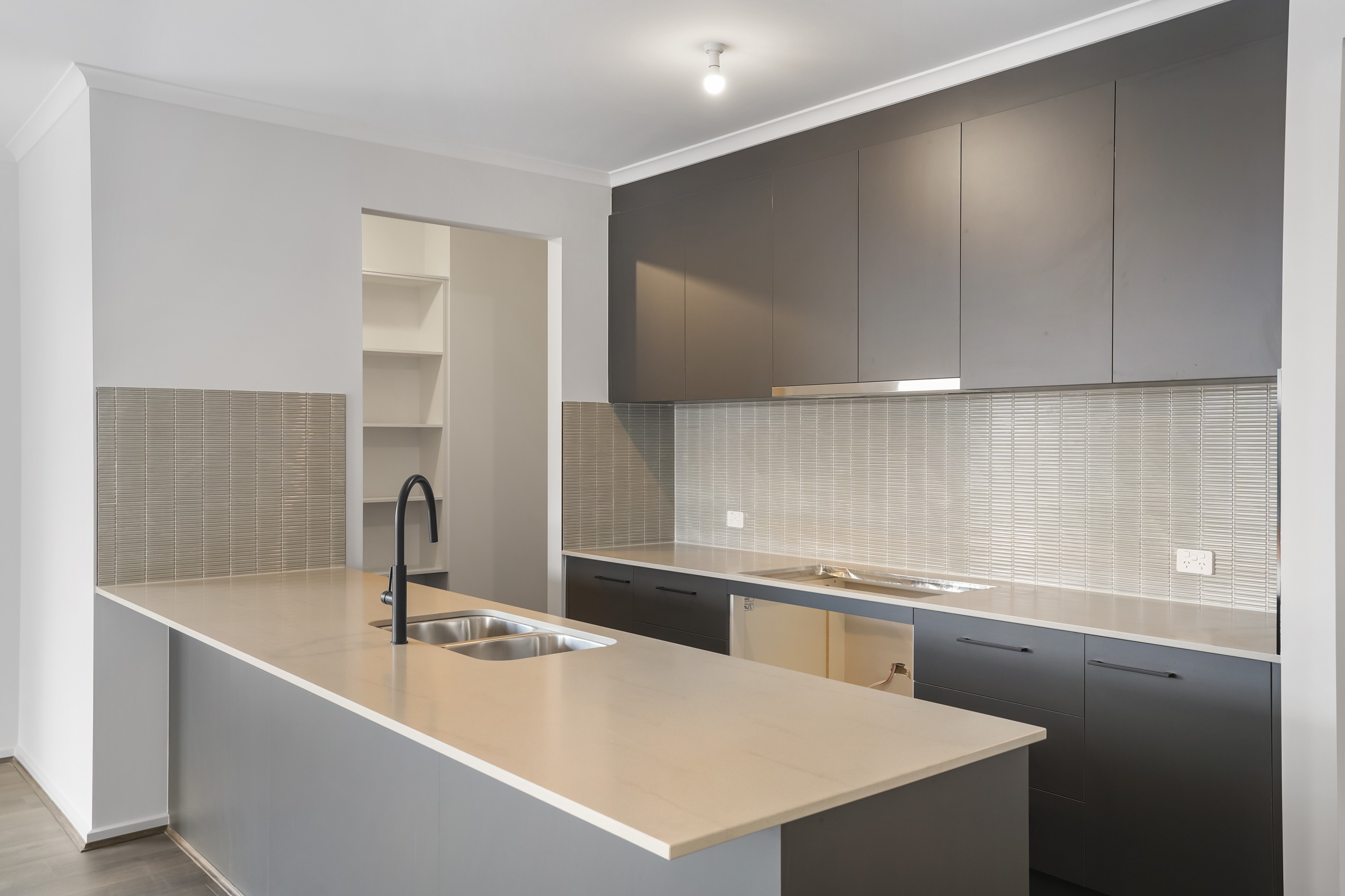 6 Angove Avenue, Roseworthy, SA 5371