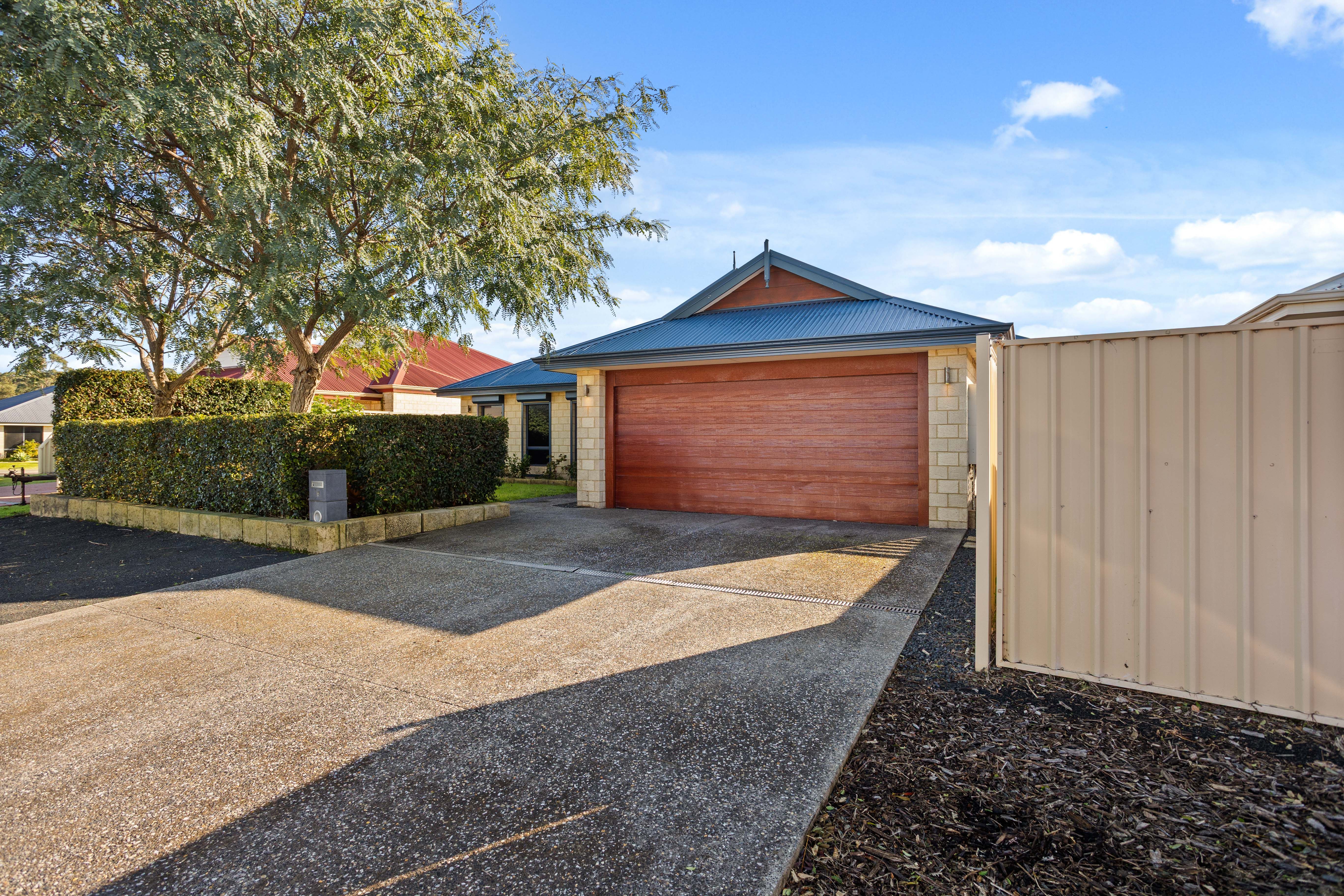 1B Shelley Street, Dalyellup, WA 6230