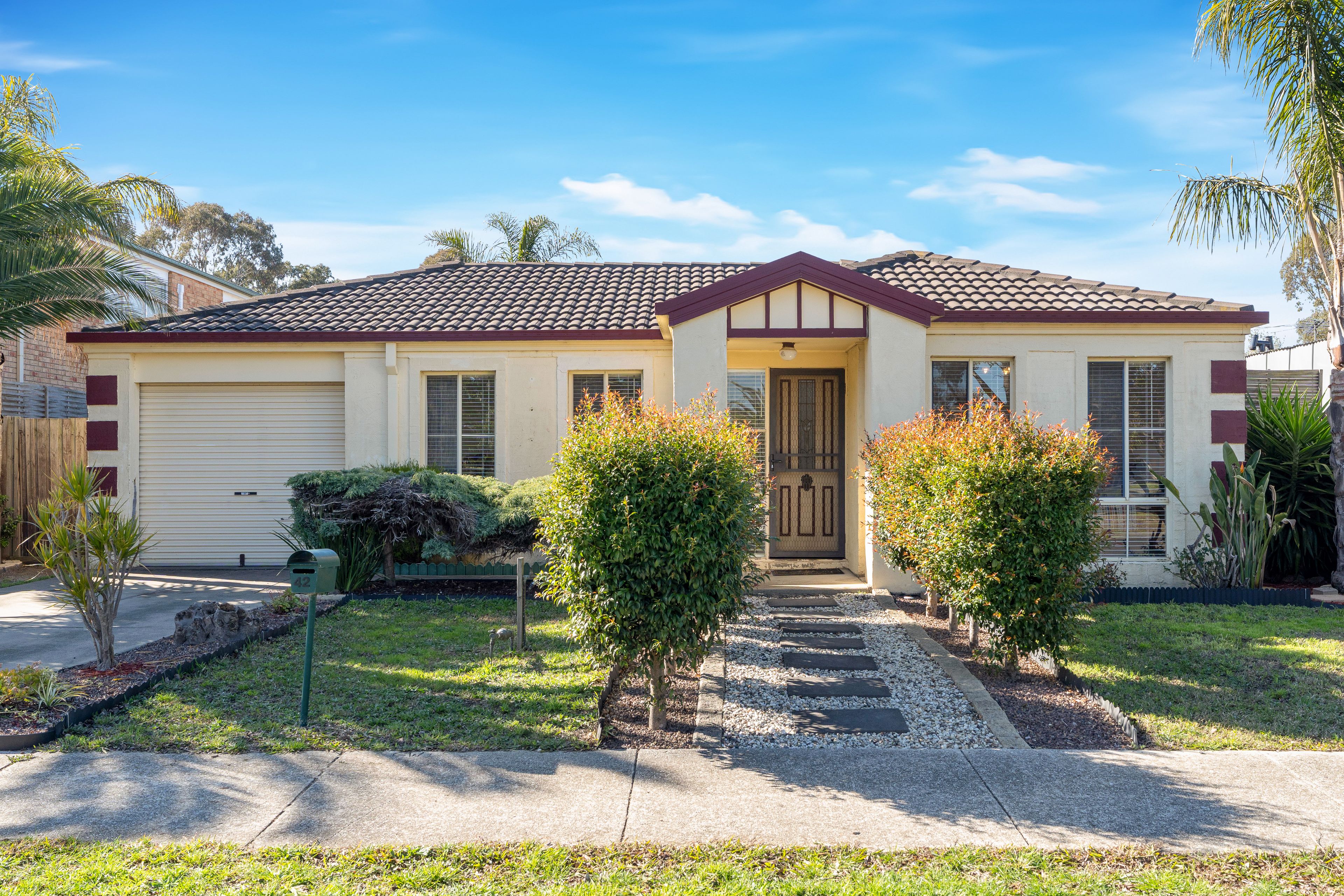 42 Santa Cruz Boulevard, Roxburgh Park, VIC 3064
