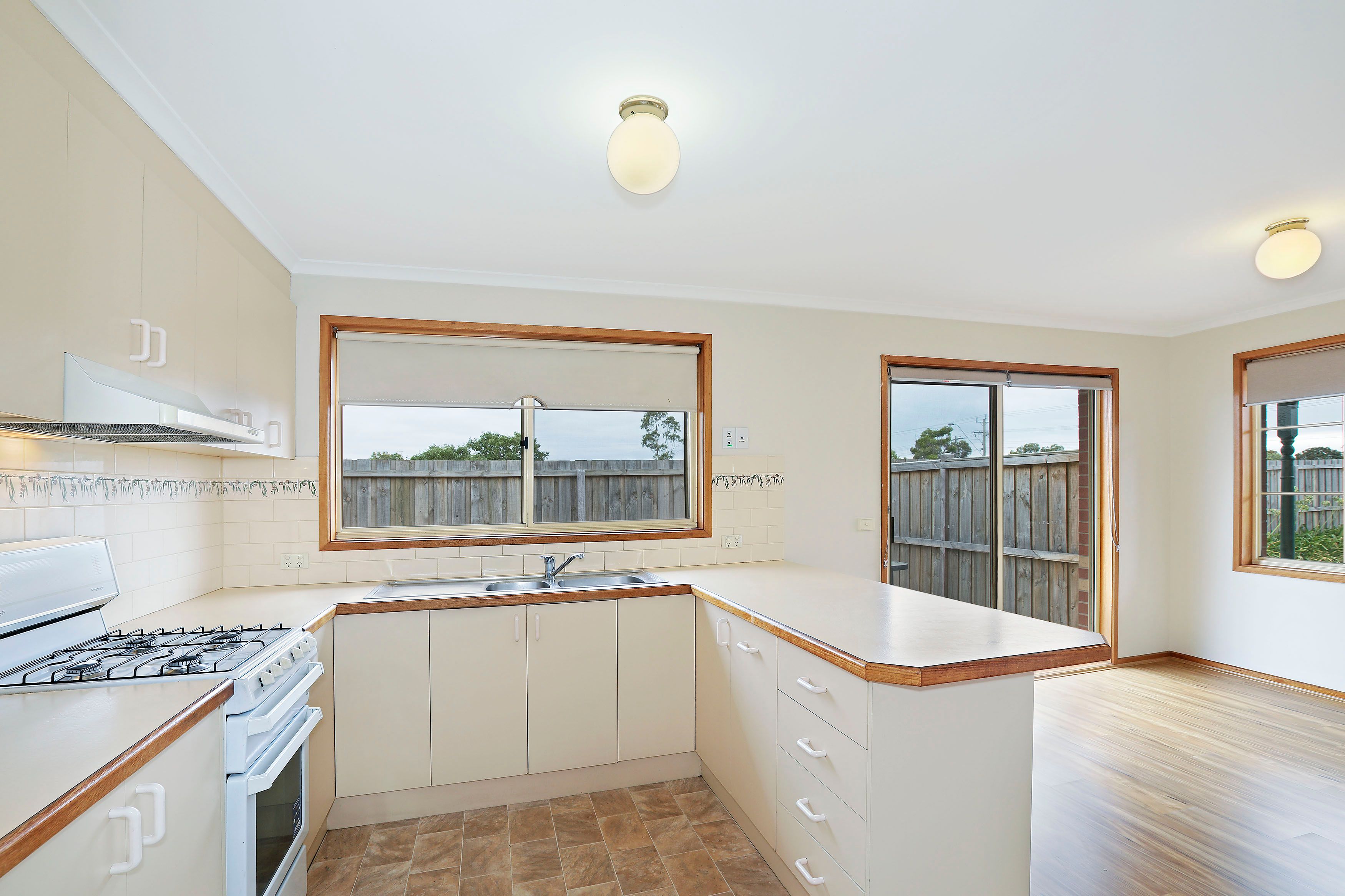 2/148 South Valley Road, Highton, VIC 3216