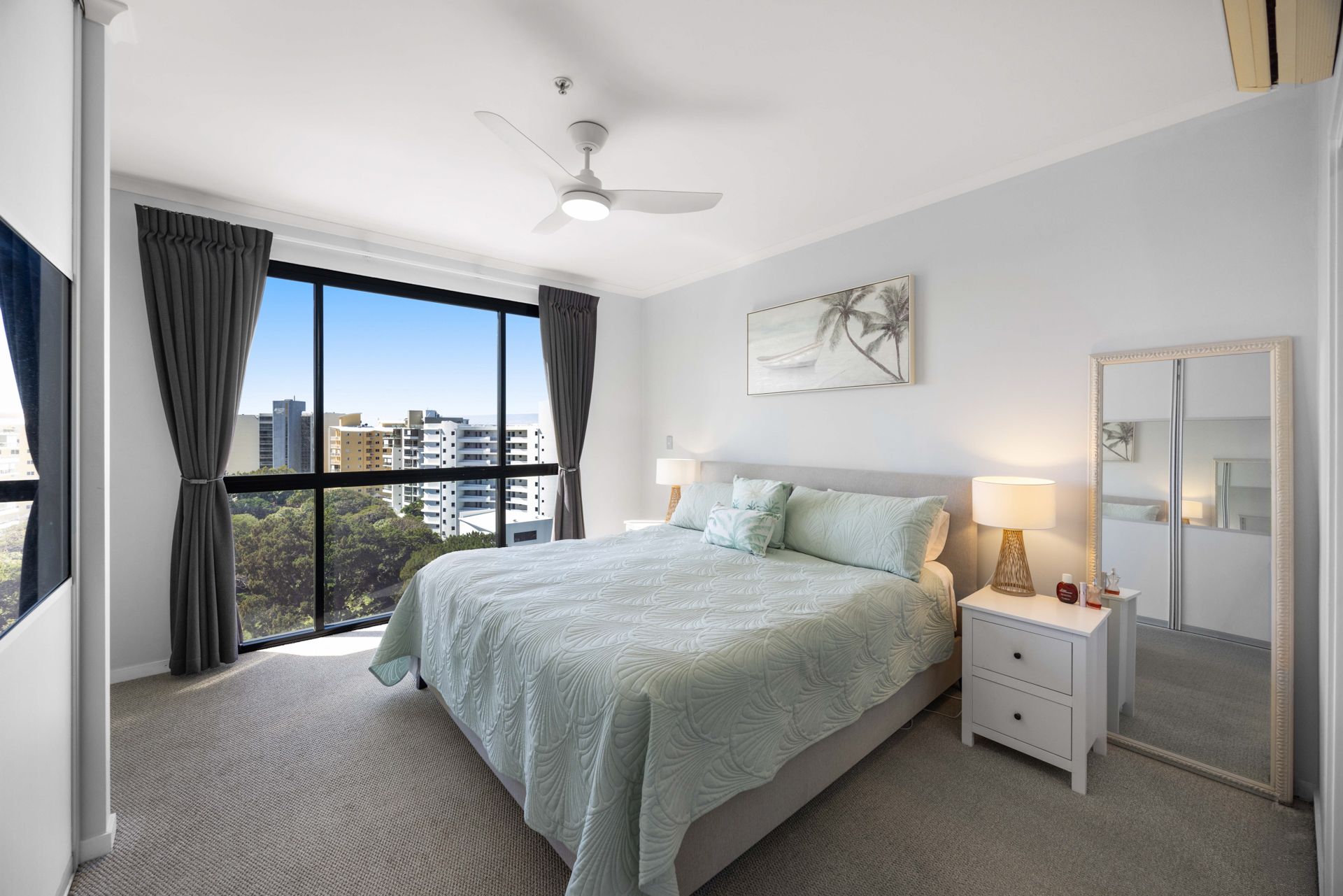 Unit 801/75 Landsborough Parade — photo 13 of 26