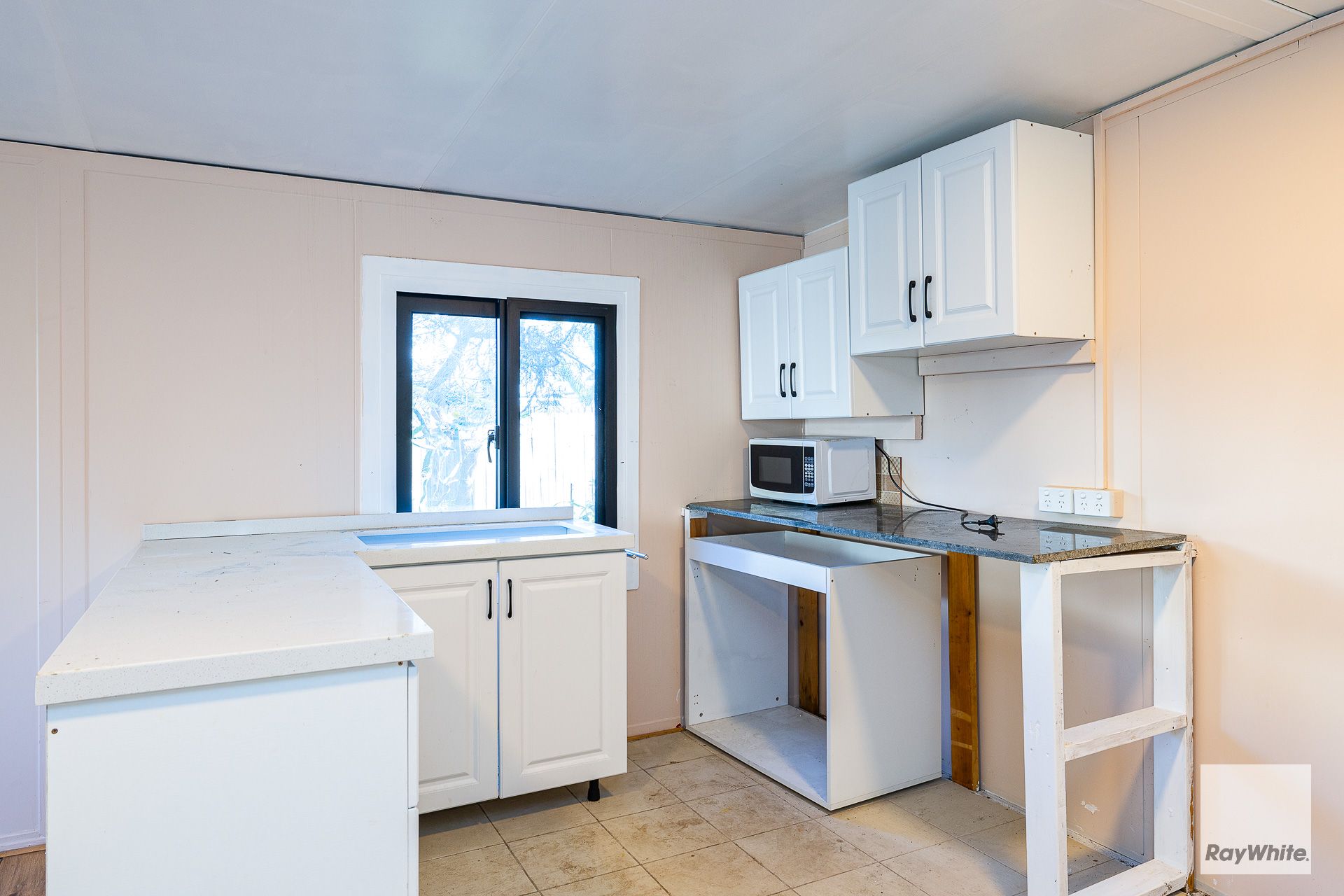 9 Thomas Street — photo 16 of 17