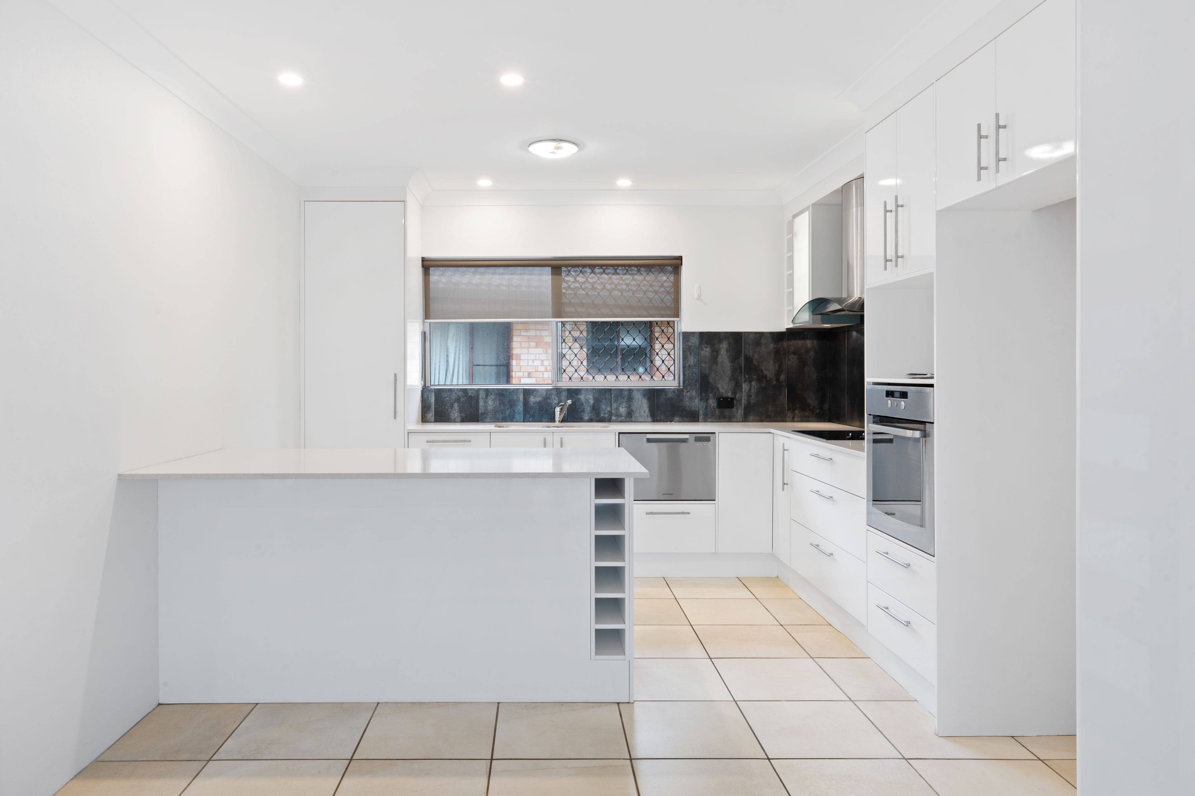 8/39 Old Burleigh Road, Surfers Paradise, QLD 4217