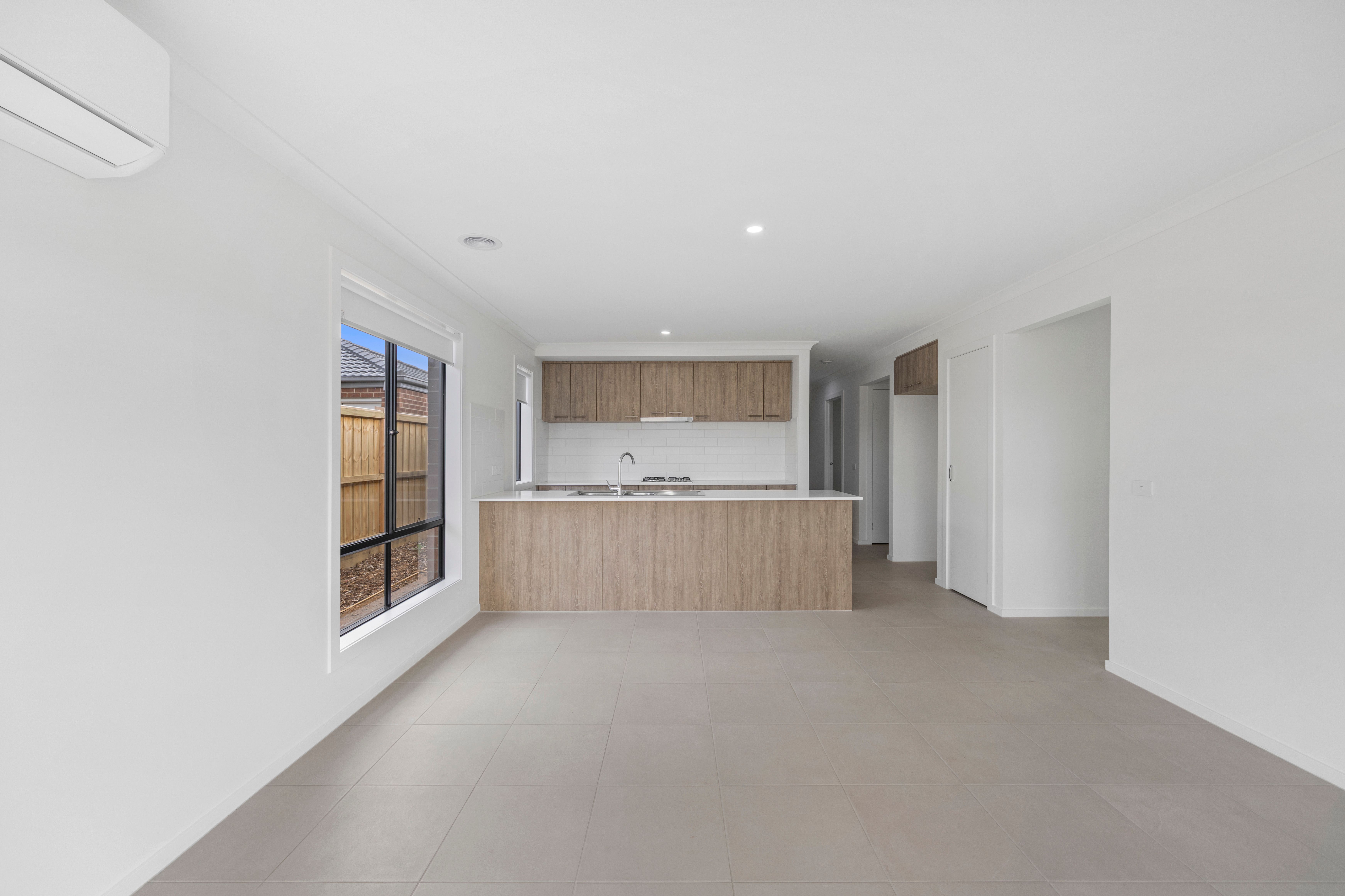 67 Kardinia Street — photo 3 of 8