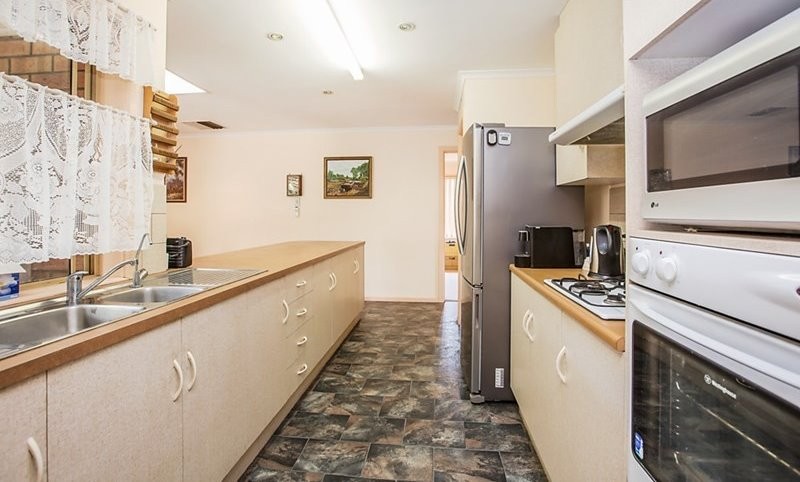 10 Bauhinia Drive, Parafield Gardens, SA 5107