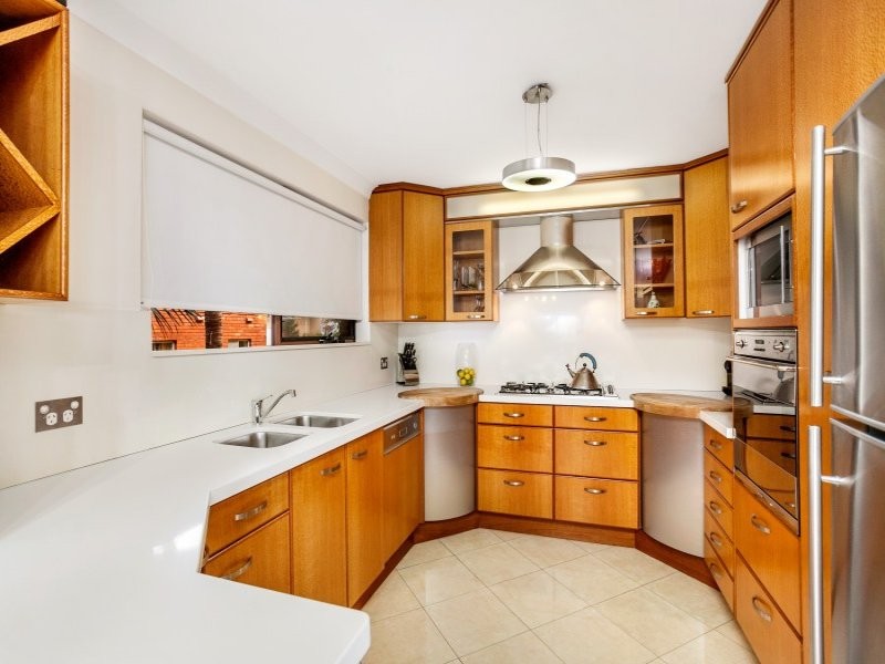 2/30 Cliff Road, Wollongong, NSW 2500