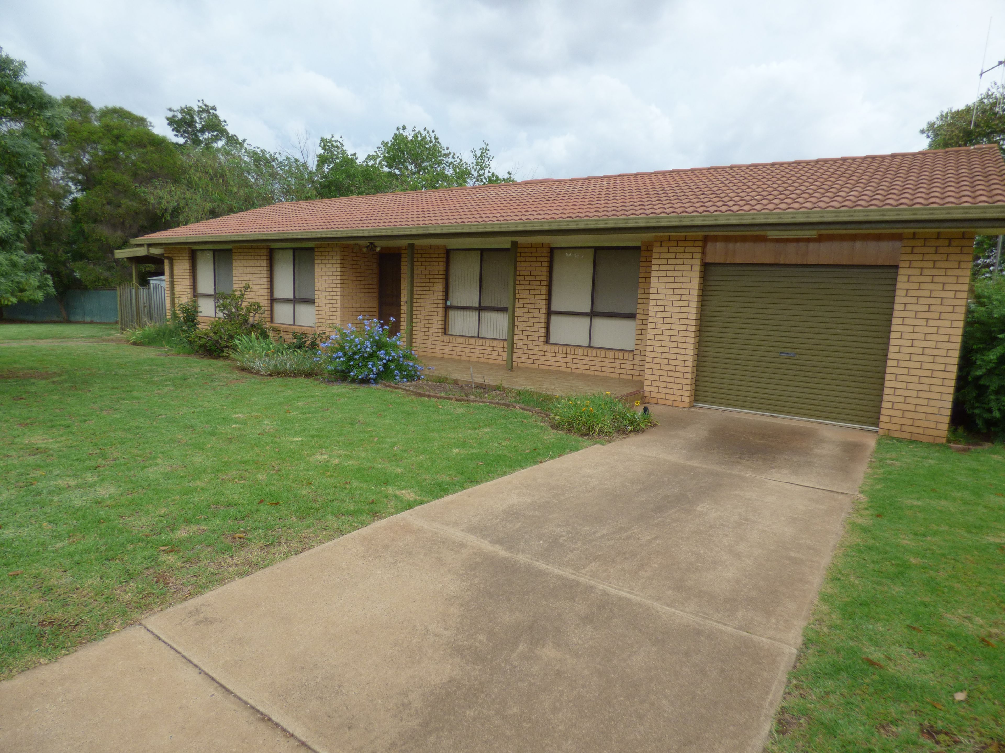 2 Blue Gum Street