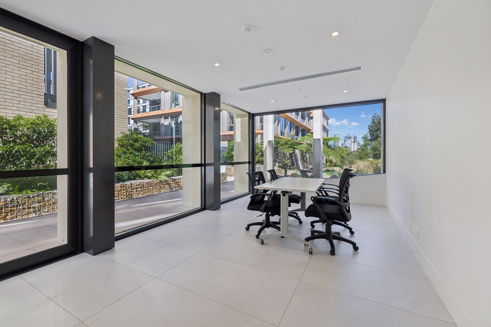 202/5 Scott Street — photo 17 of 17