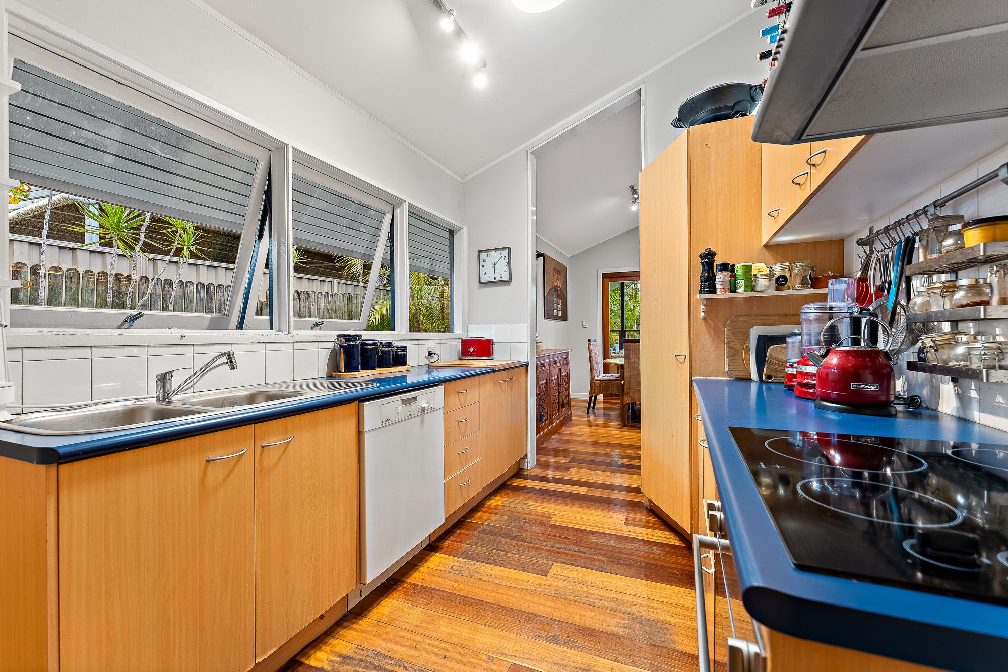 24 Shirland Street, Macgregor, QLD 4109