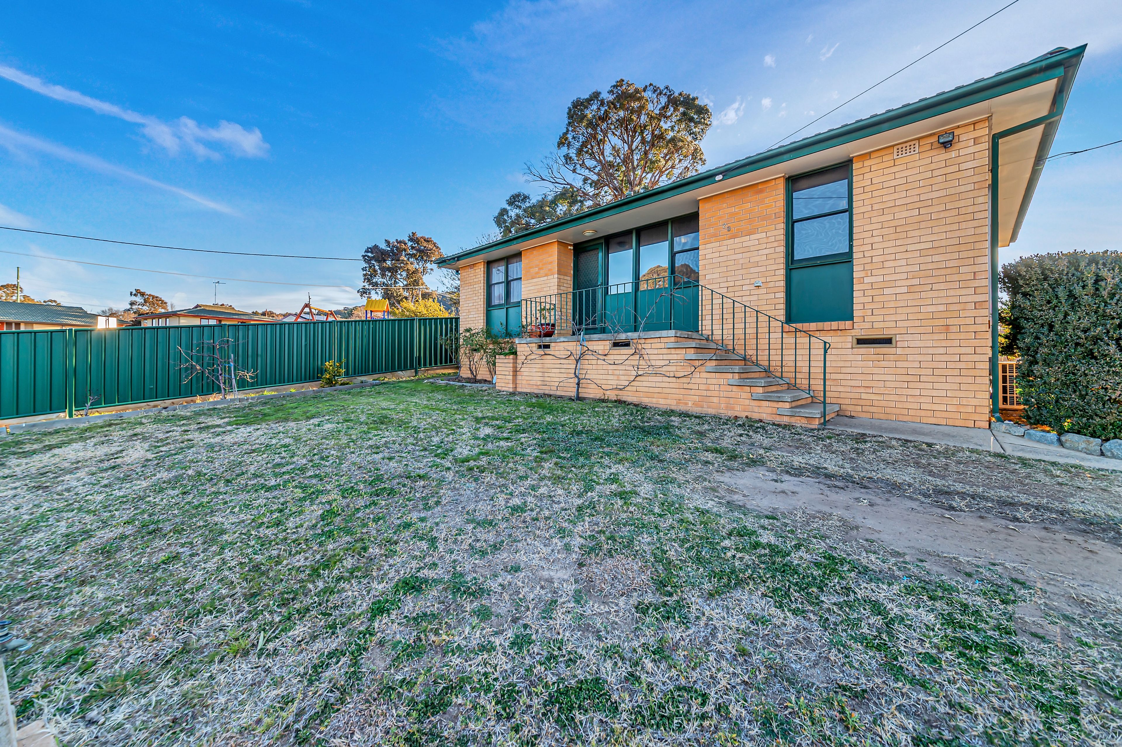 23 Boronia Crescent, Karabar, NSW 2620