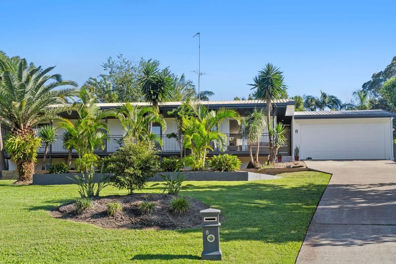 8 Marrantin Court, Carrara, QLD 4211