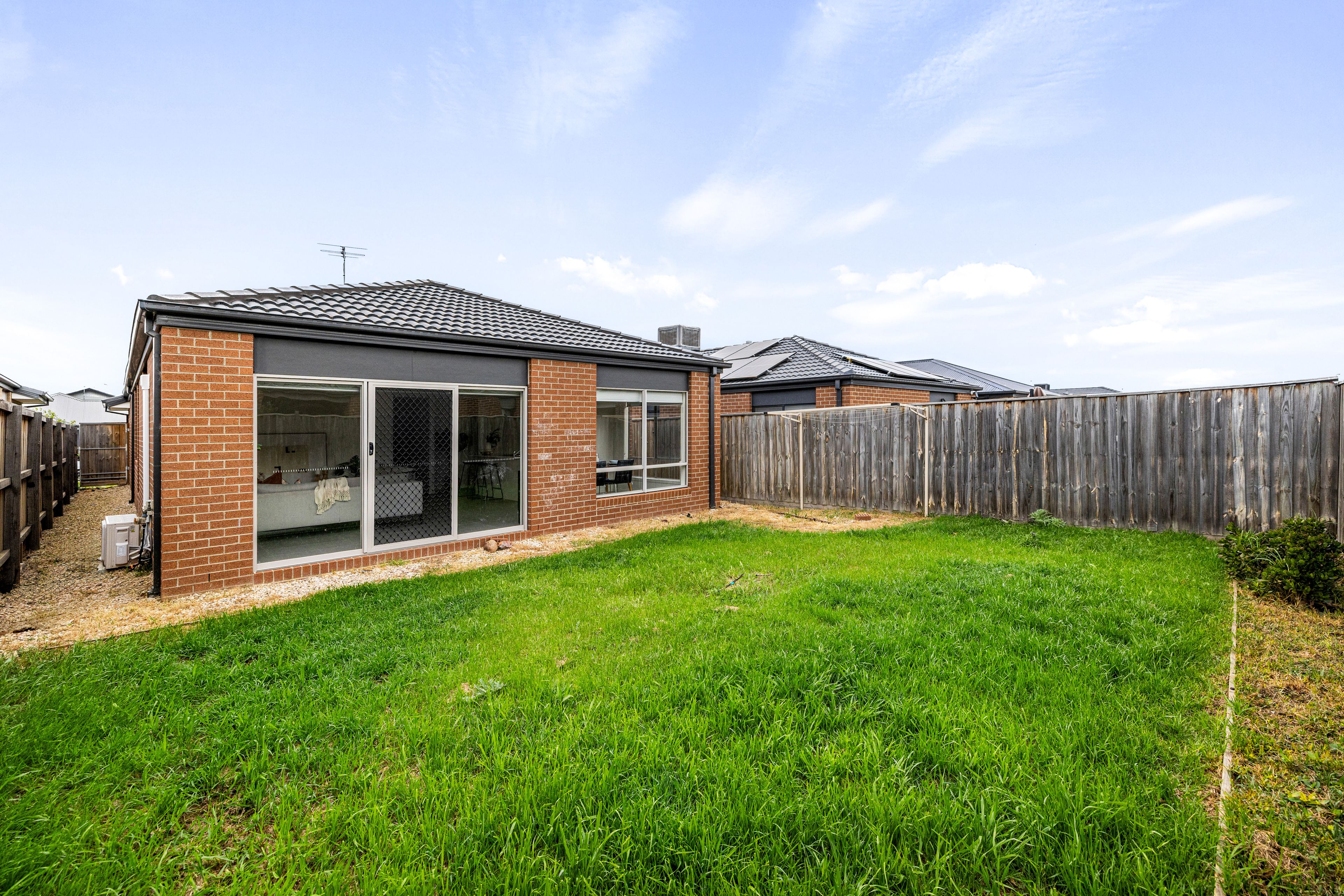 15 Farrier Road — photo 17 of 18