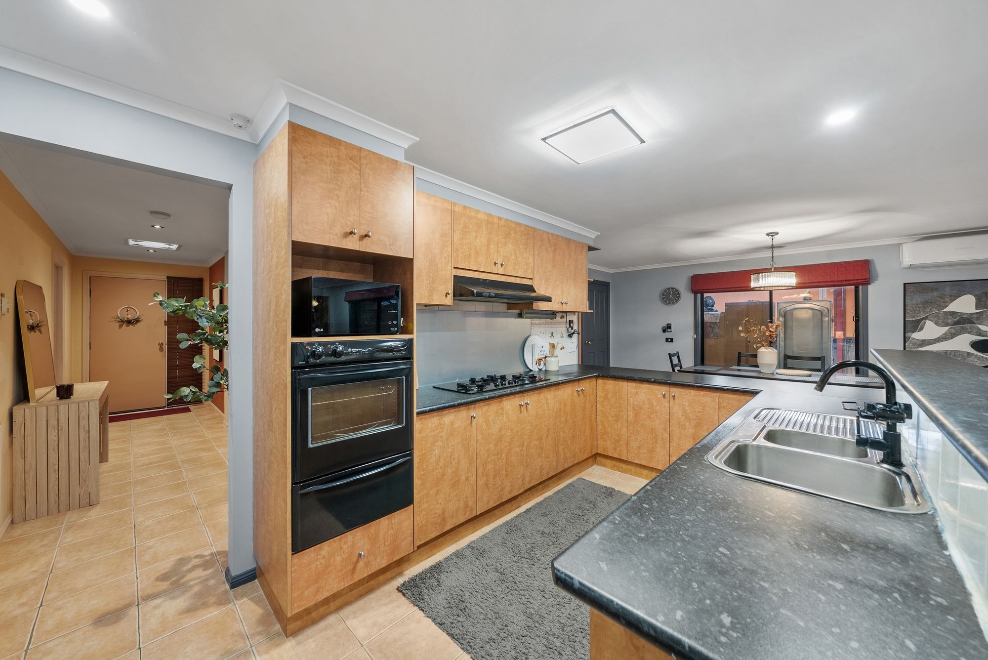 13 Mallard Street — photo 4 of 21