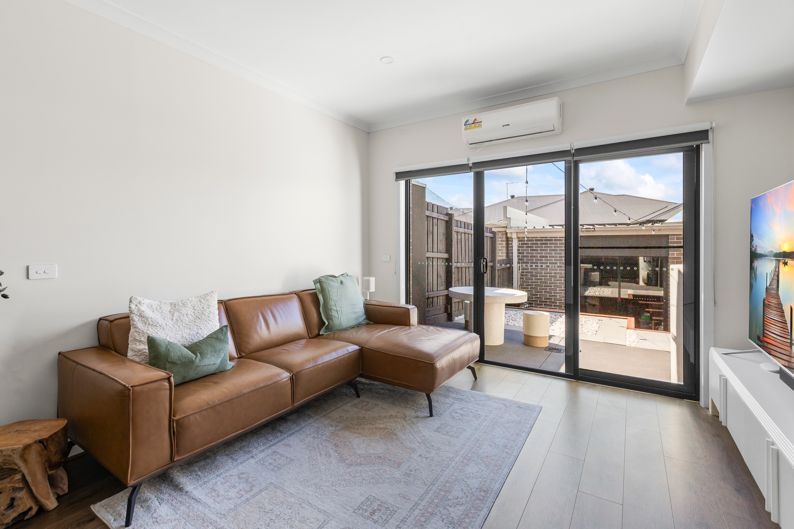 13 Clarence Walk, Mickleham, VIC 3064