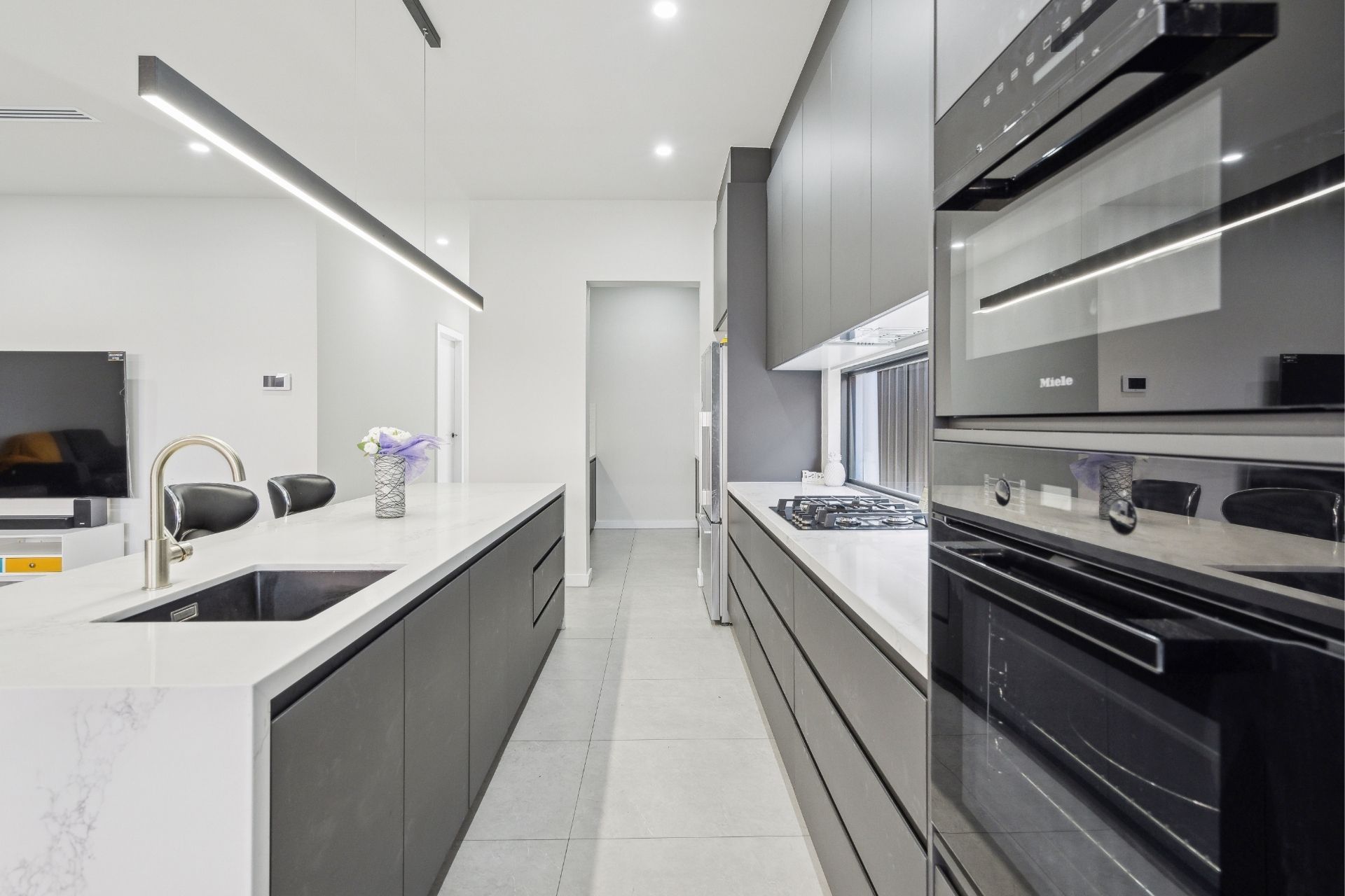 39 King Street — photo 6 of 13