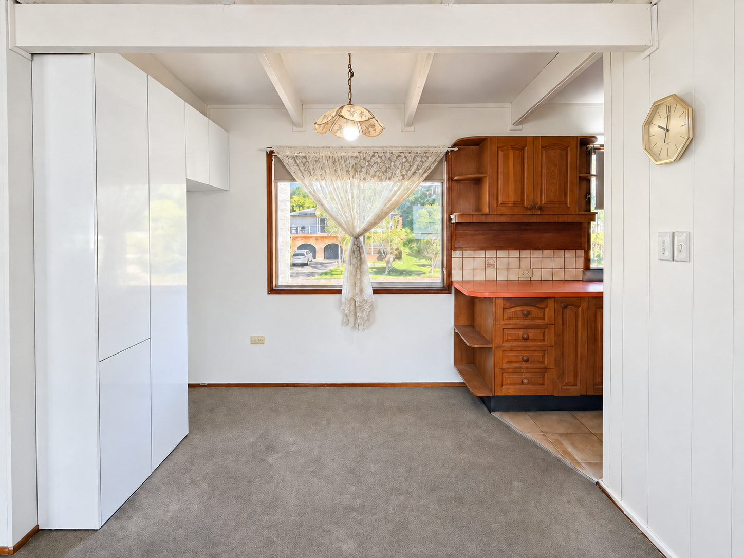 279 Lakedge Avenue — photo 5 of 14