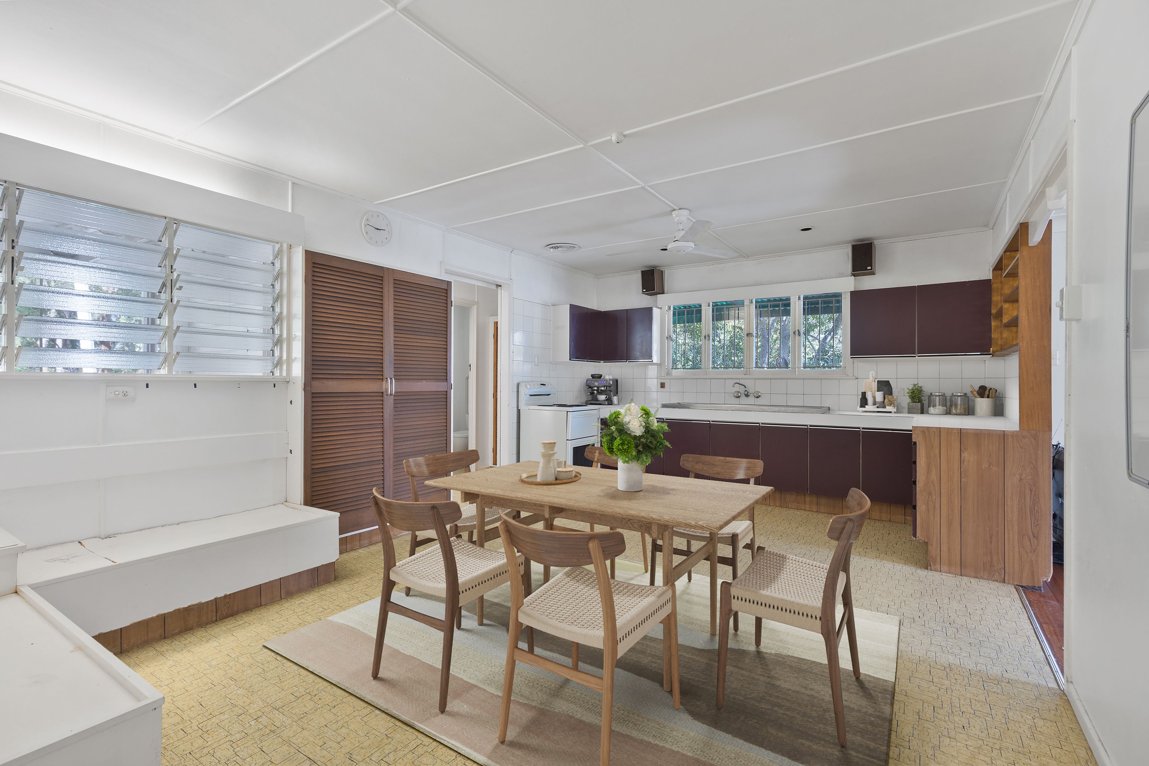 77 Weatherhead Avenue — photo 4 of 14