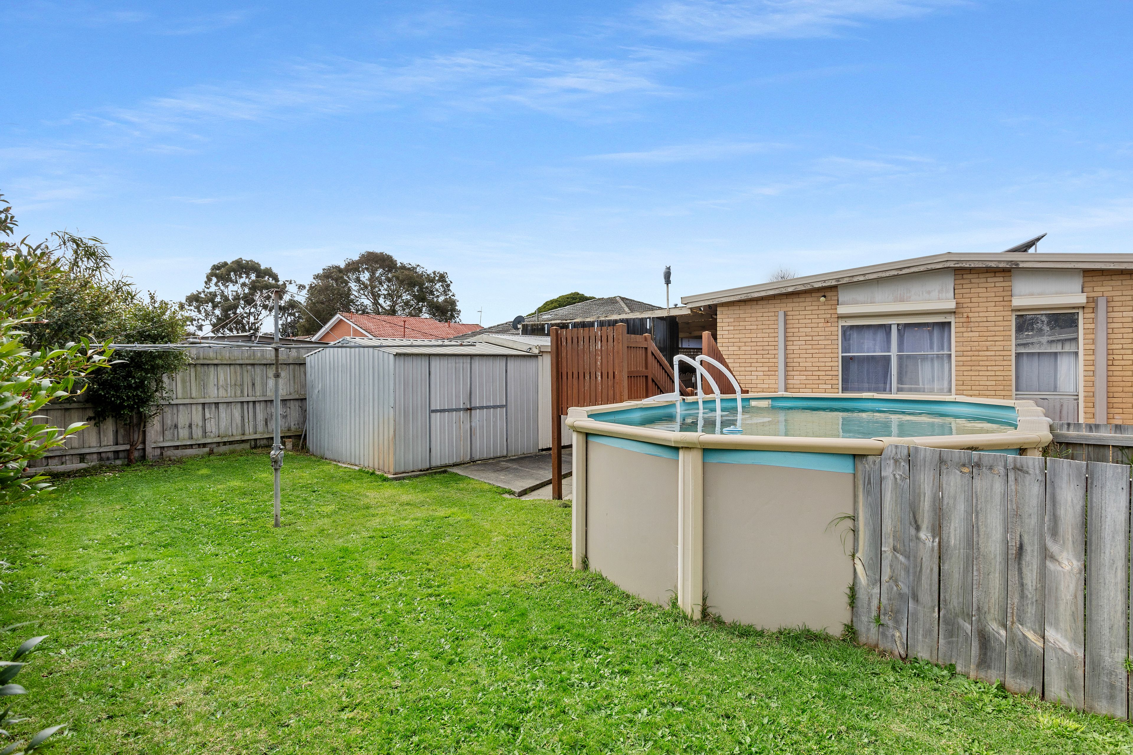 12 Bundy Court — photo 8 of 10