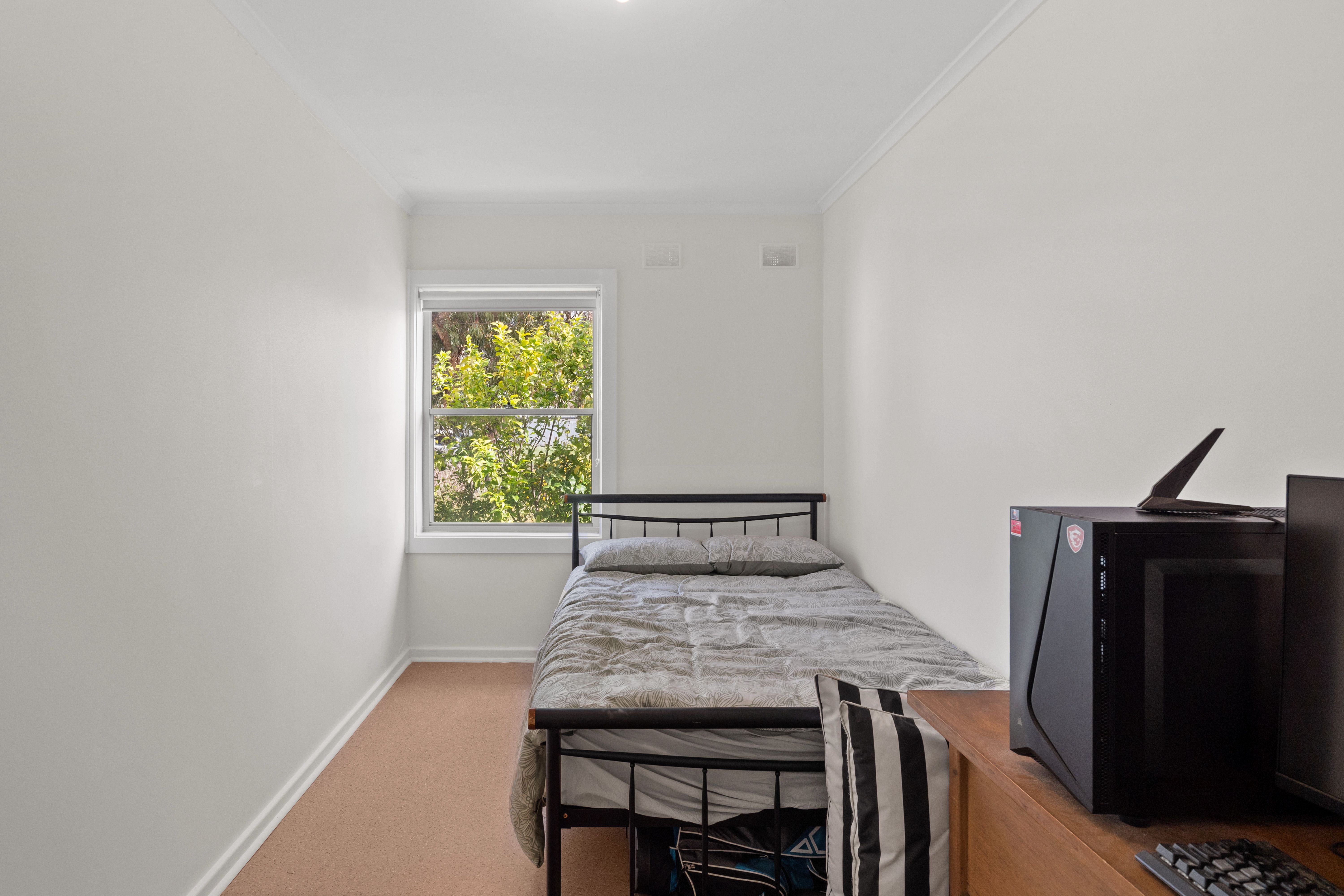 16 Melbury Street — photo 5 of 13