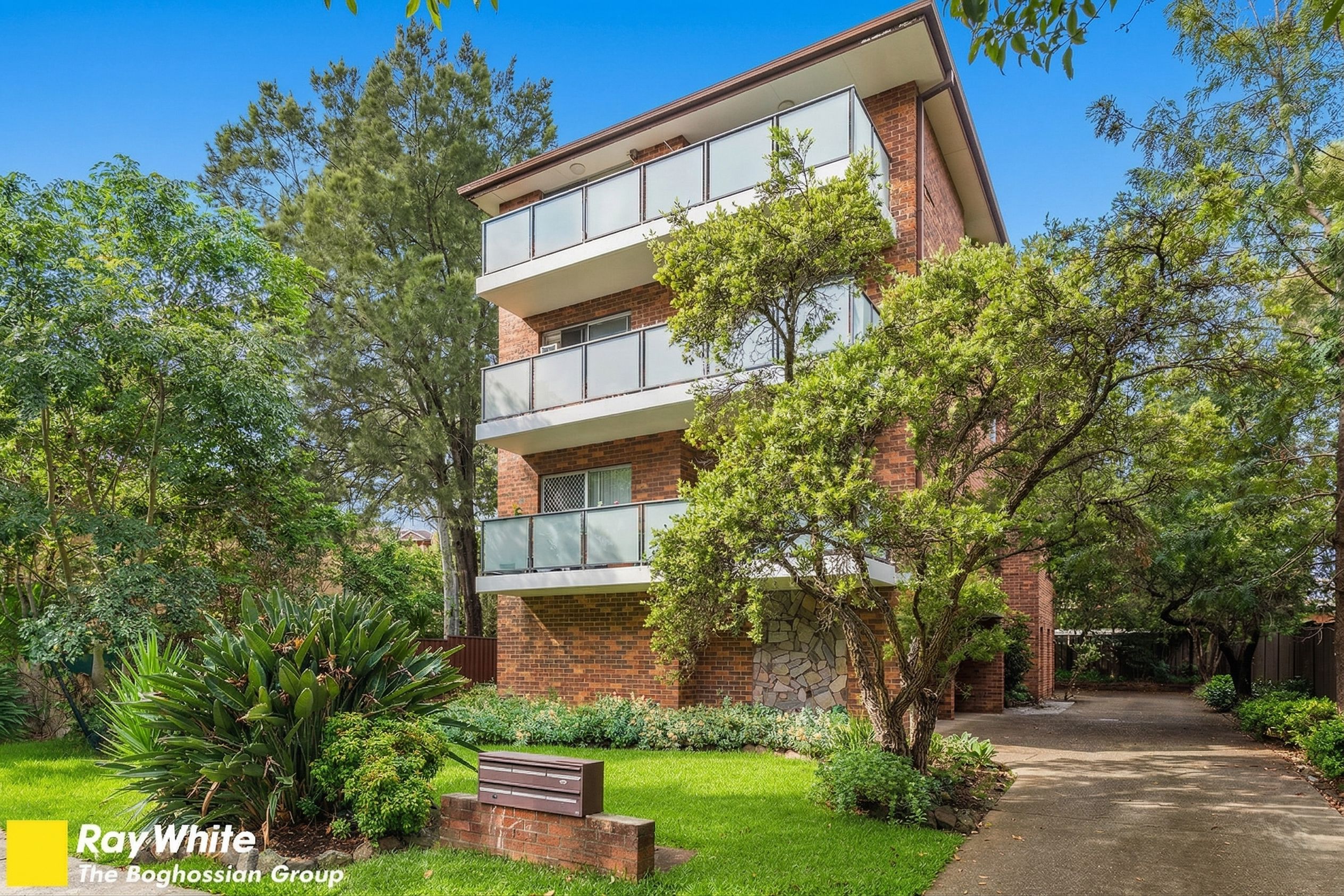 2/9-11 Martin Place, Mortdale NSW 2223