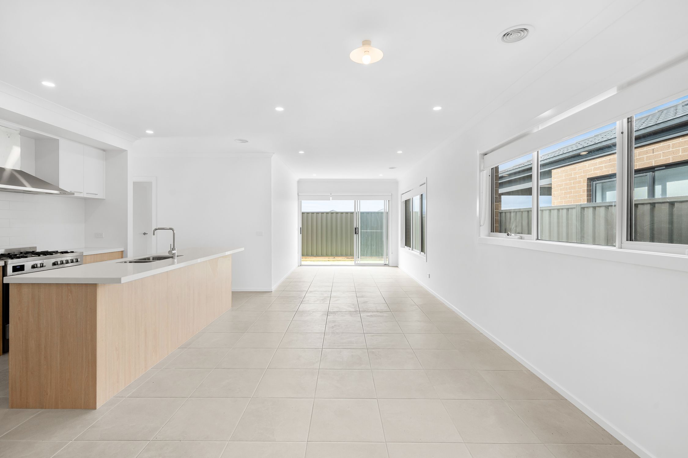 31 Todra Crescent — photo 3 of 10