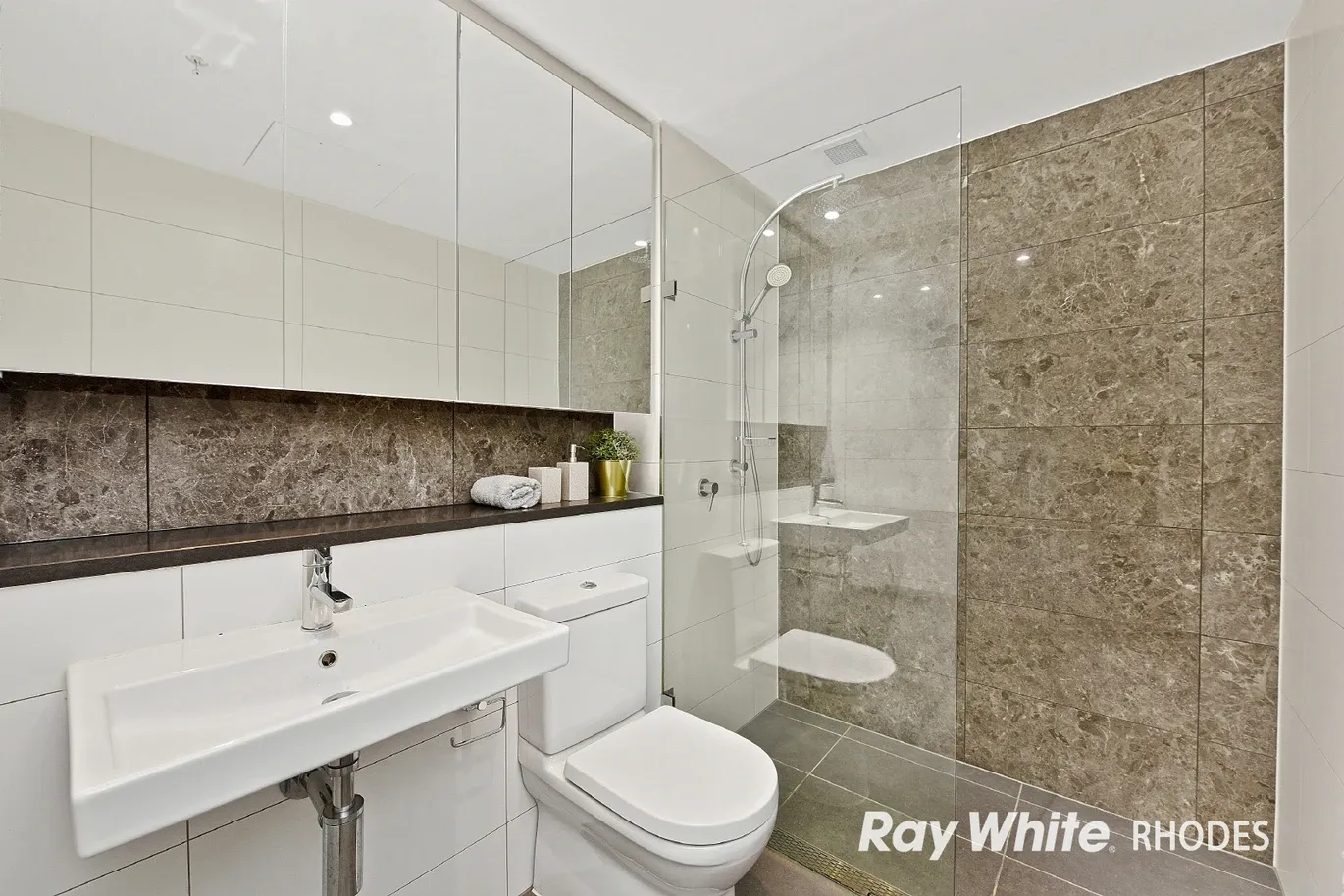 206/42 Walker Street — photo 4 of 6