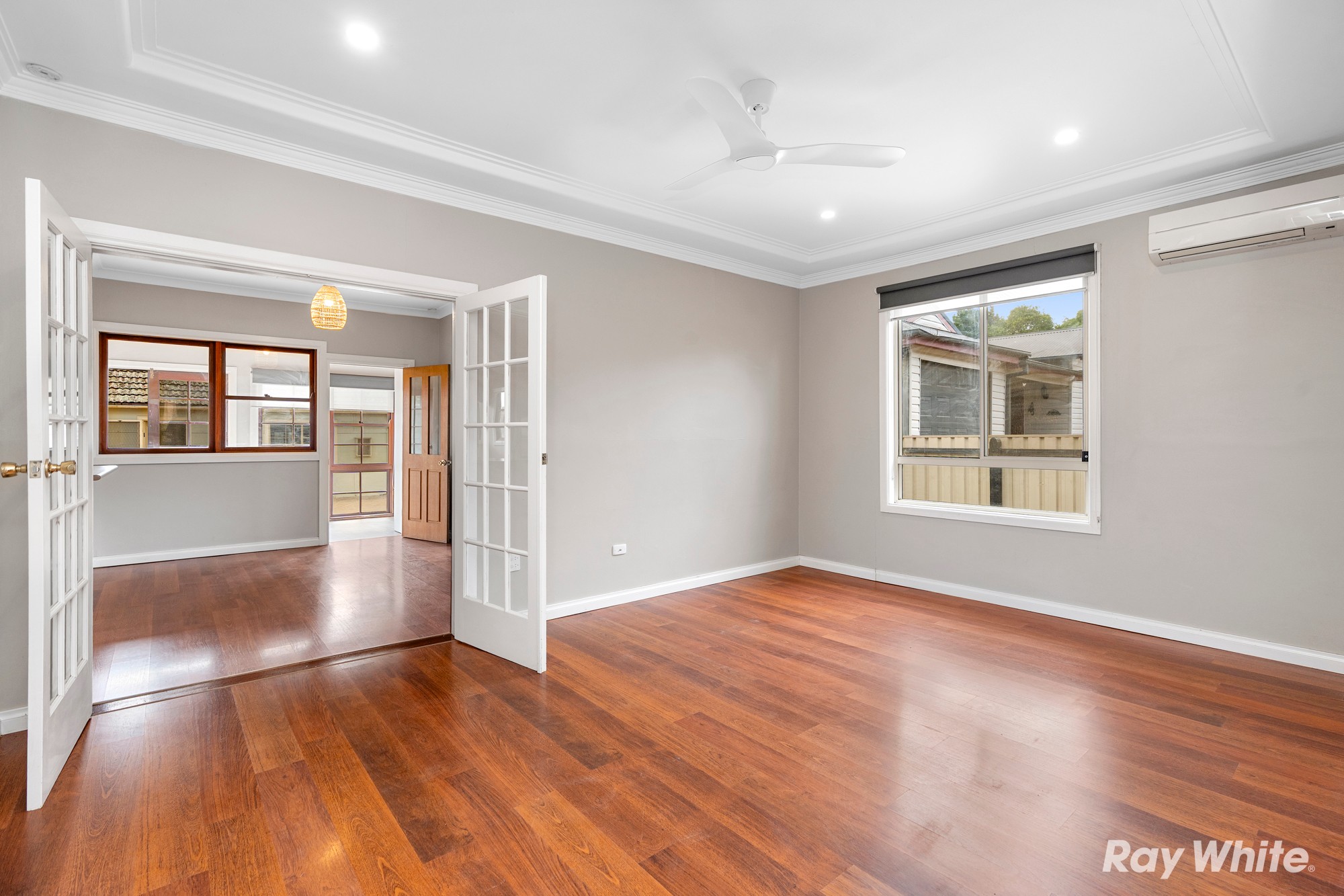 17 Charleville Road, Turvey Park, NSW 2650