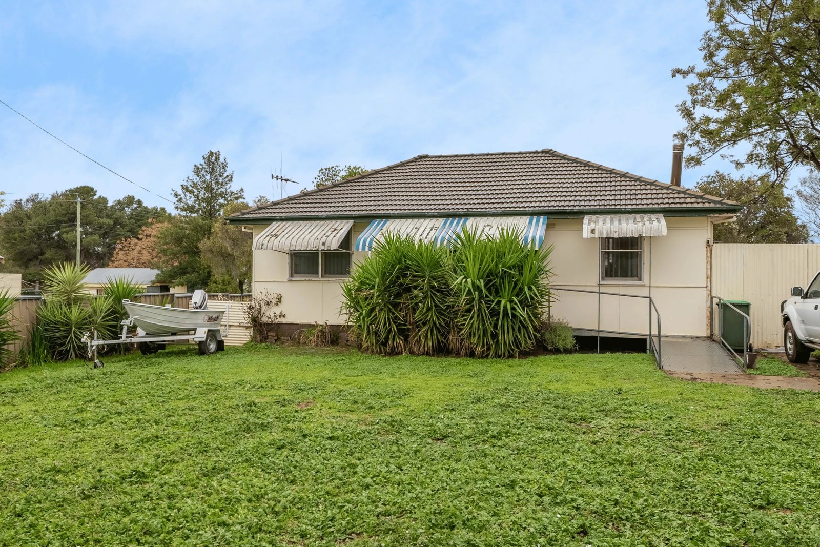 5 Keast Street, Parkes, NSW 2870
