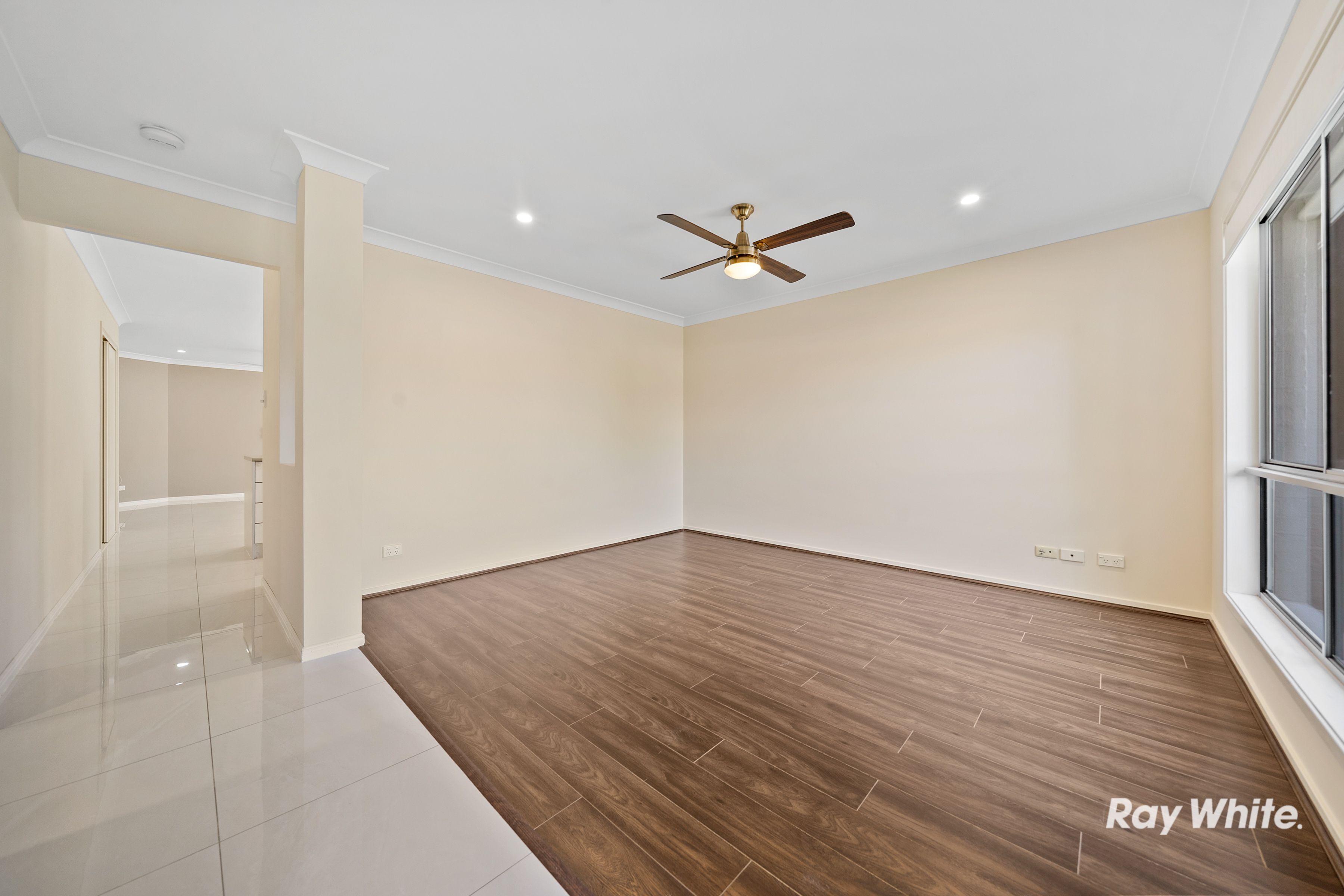 6 Tahlee Court, Regents Park, QLD 4118