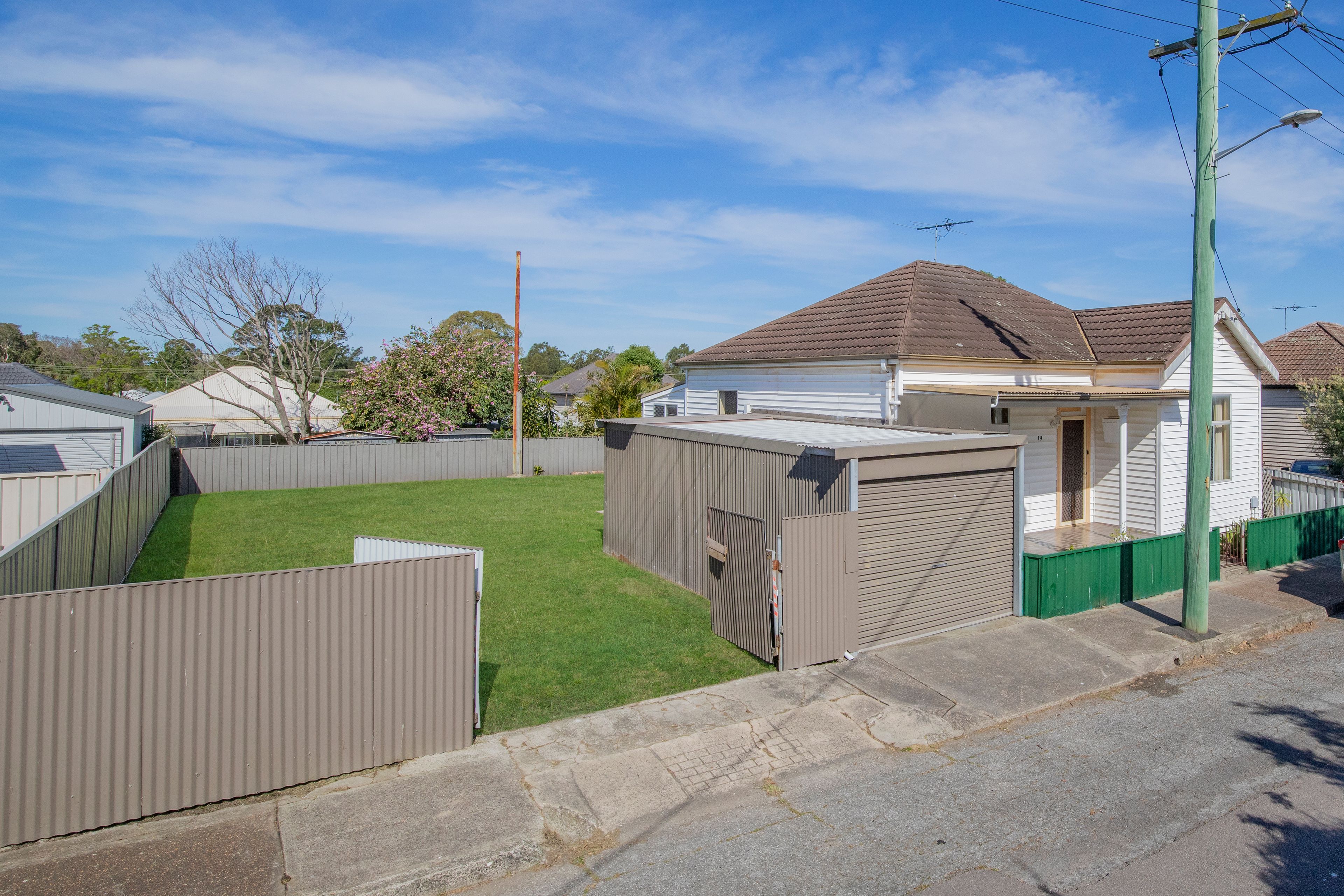 19 Omara Street — photo 12 of 14