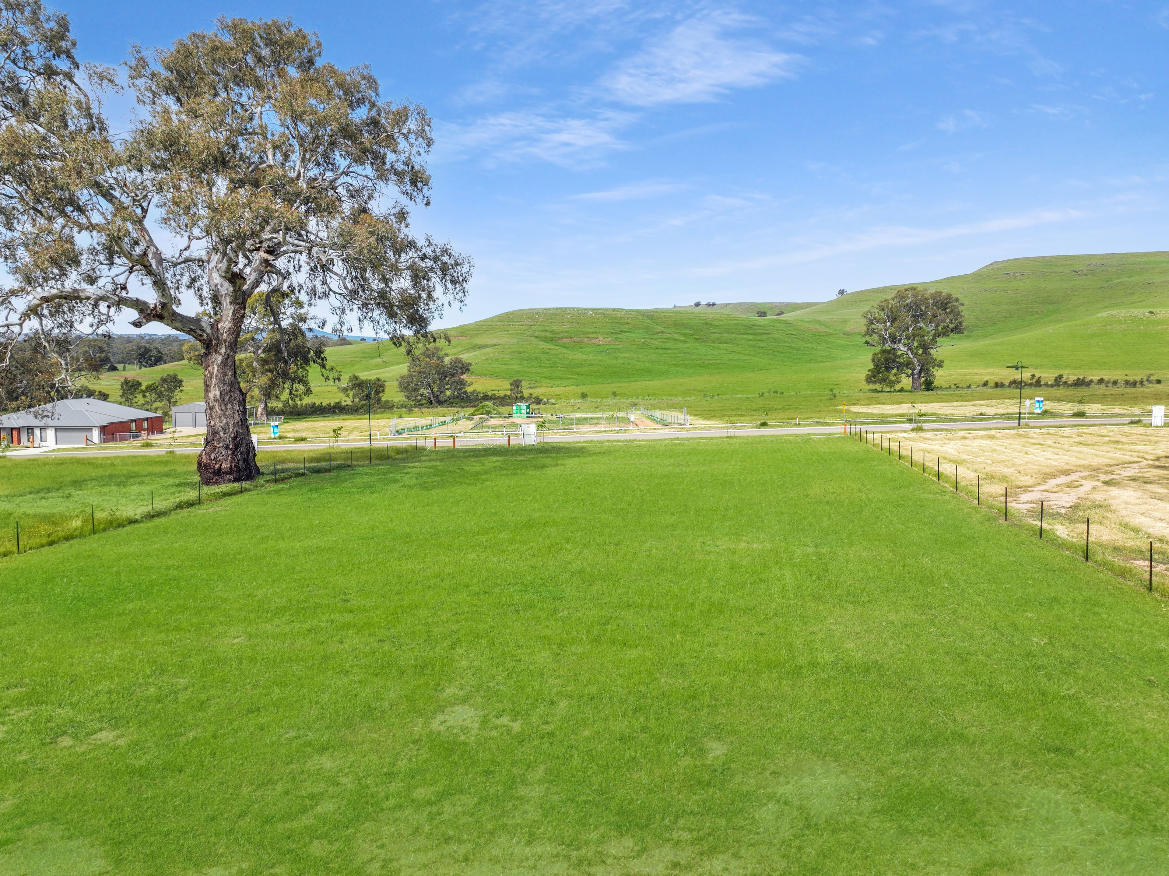 32 Greenslopes Avenue — photo 4 of 4