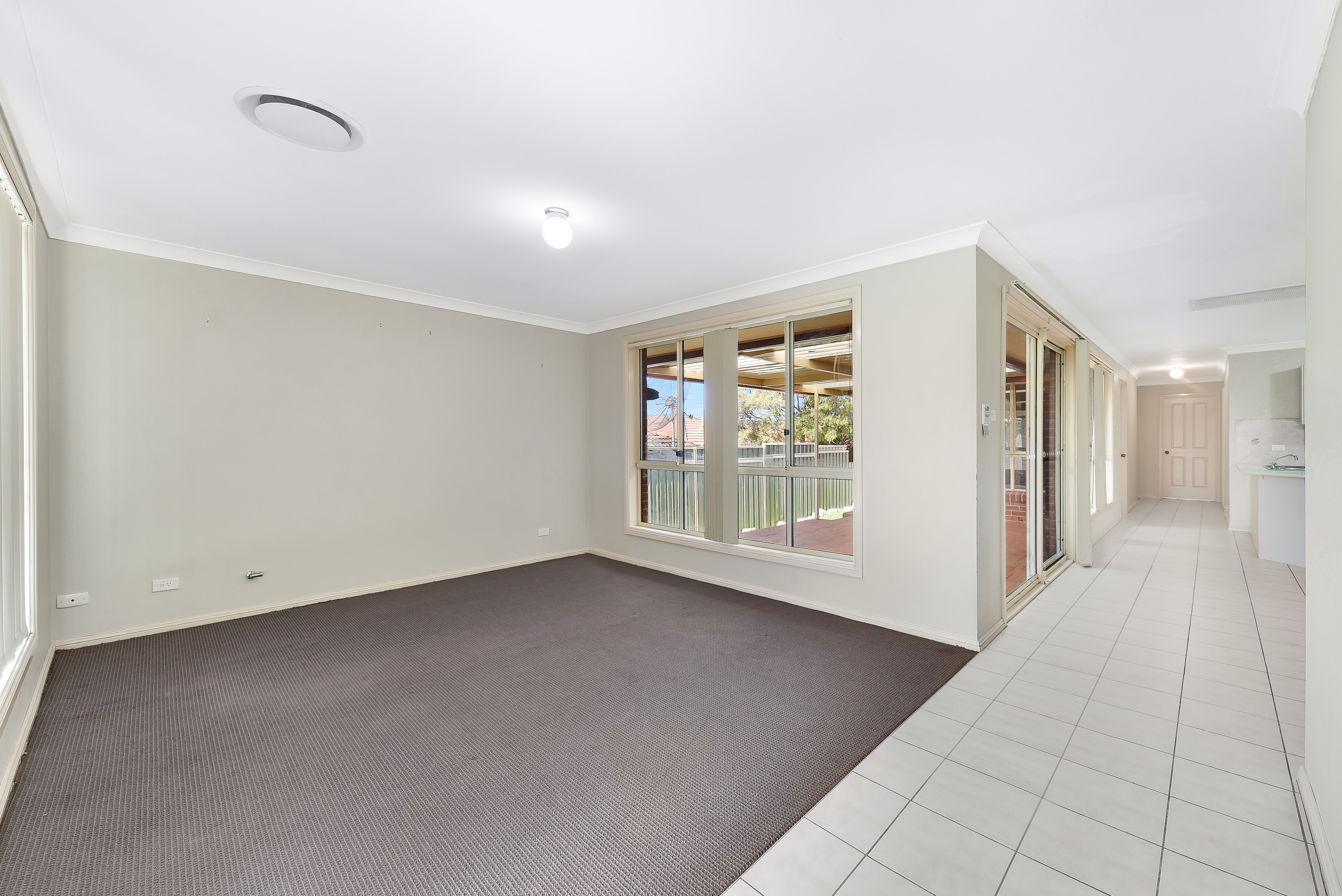 22B Kellerman Drive, St Helens Park, NSW 2560