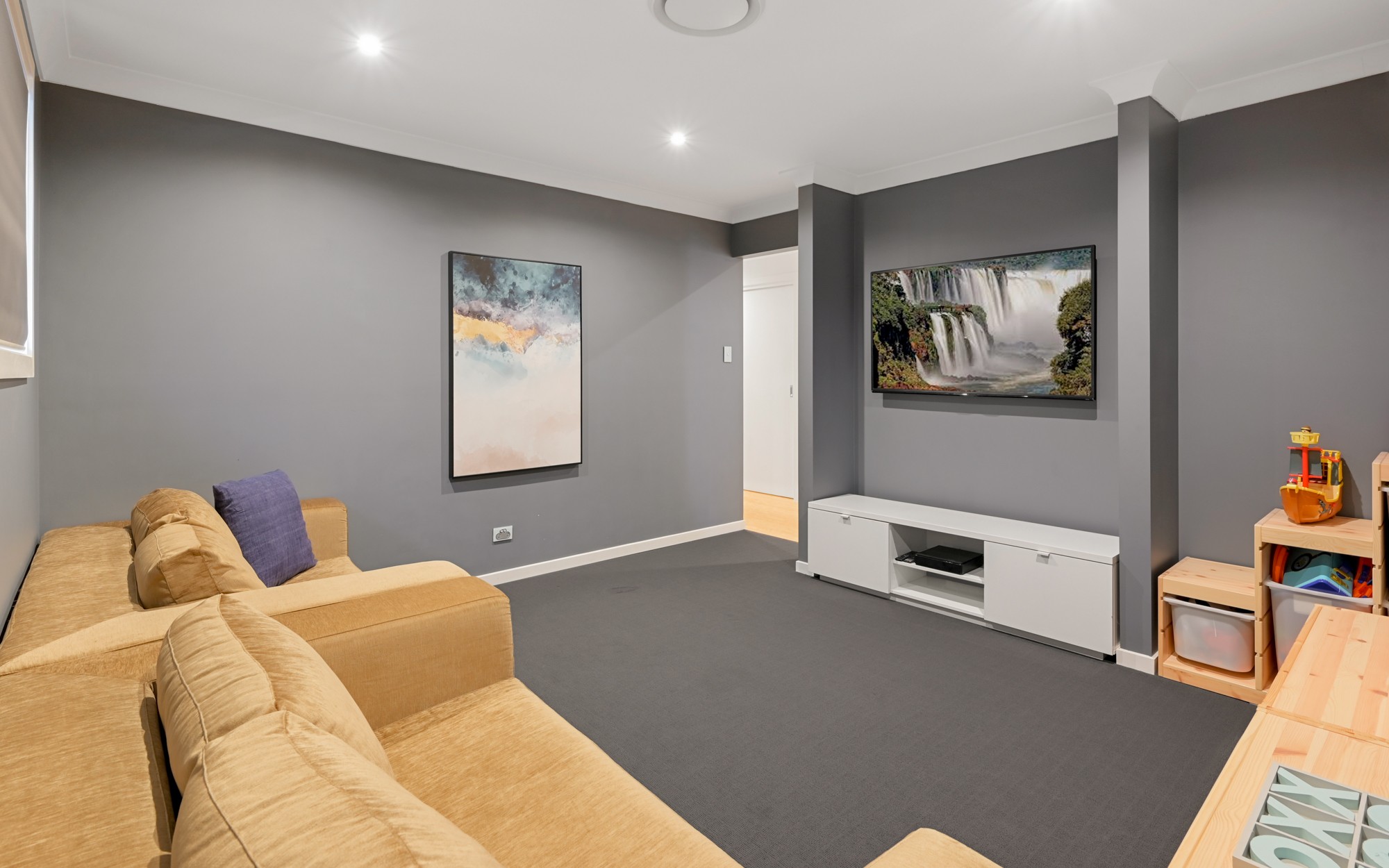 16 Lewis Street, Spring Farm, NSW 2570