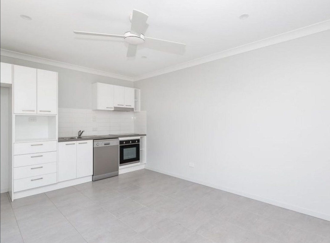 2/44 Awoonga Crescent, Morayfield, QLD 4506