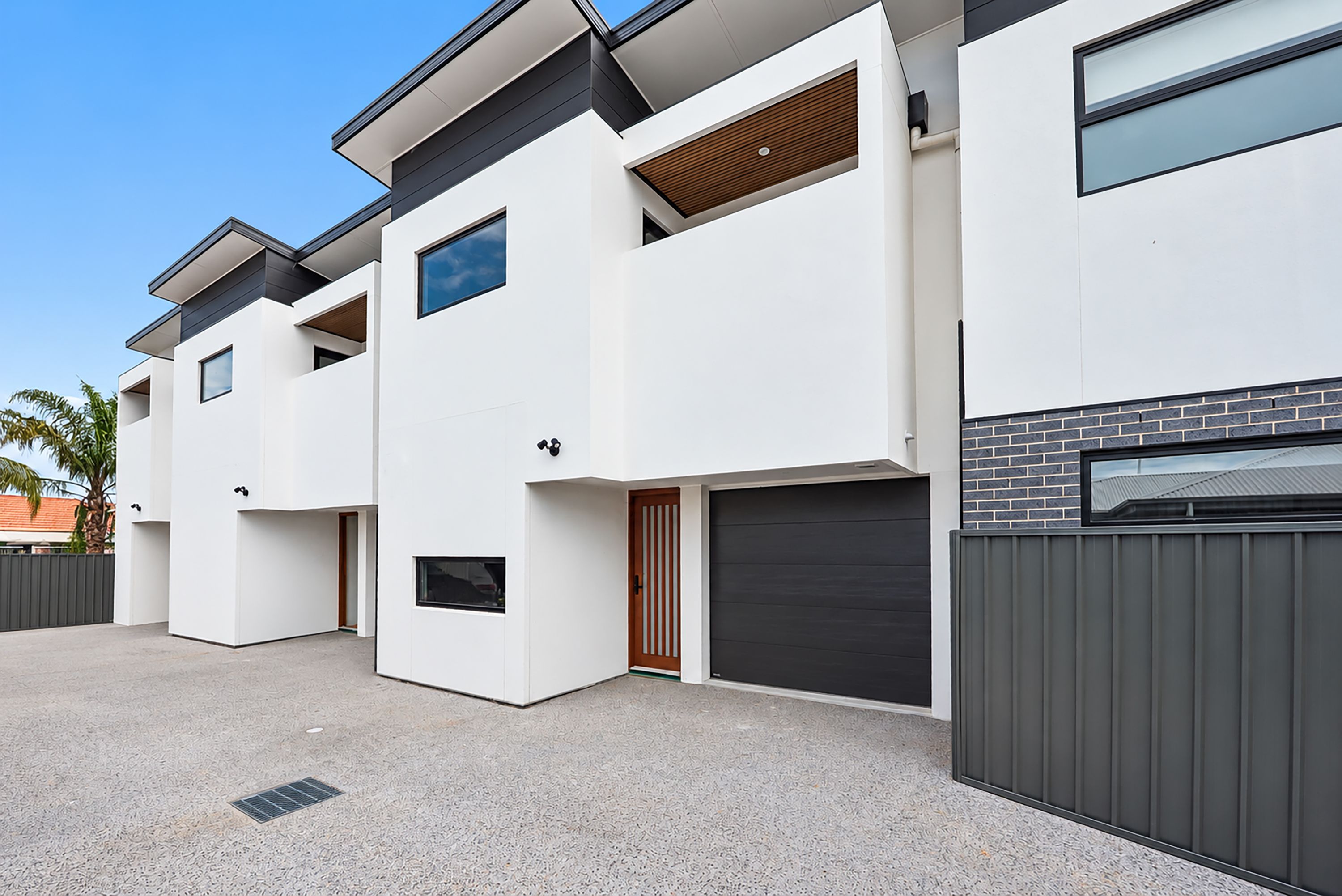 2/3 & 3 Lorne Avenue — photo from Ray White Salisbury
